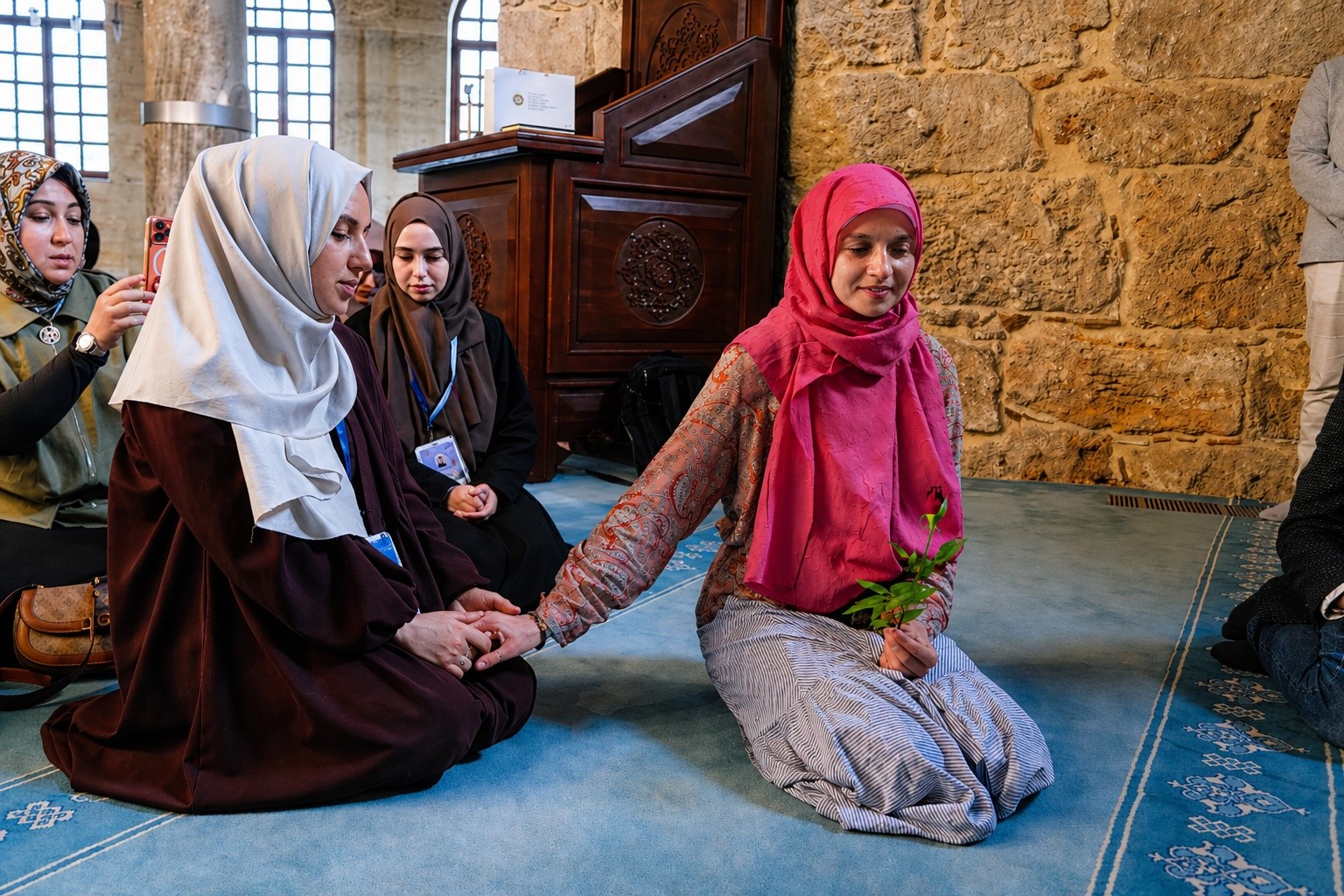 Ukraynalı yoga eğitmeni Lena, Müslüman olup Meryem ismini aldı
