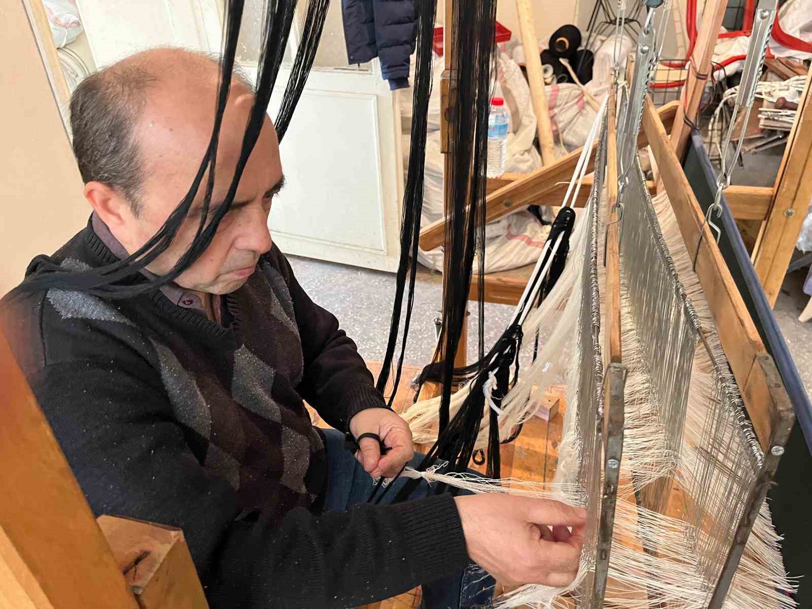 Ulayıcılık ve dokuma gençler tarafından ilgi görmüyor
