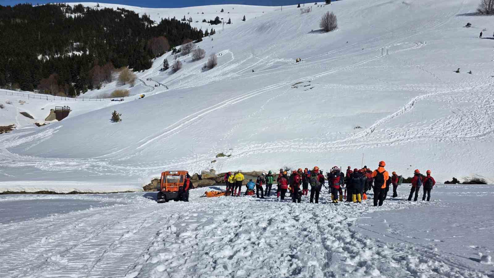 Uludağ’da nefes kesen çığ tatbikatı
