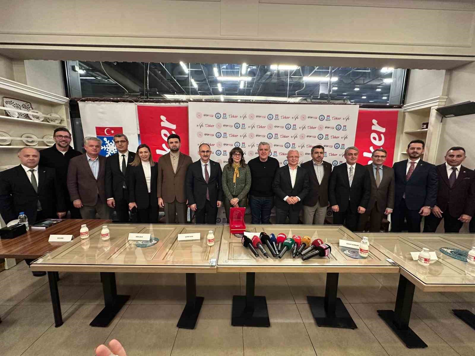 Uluslararası 43’üncü Çocuk Kupası ve FIS Uludağ Kupası tanıtımı yapıldı

