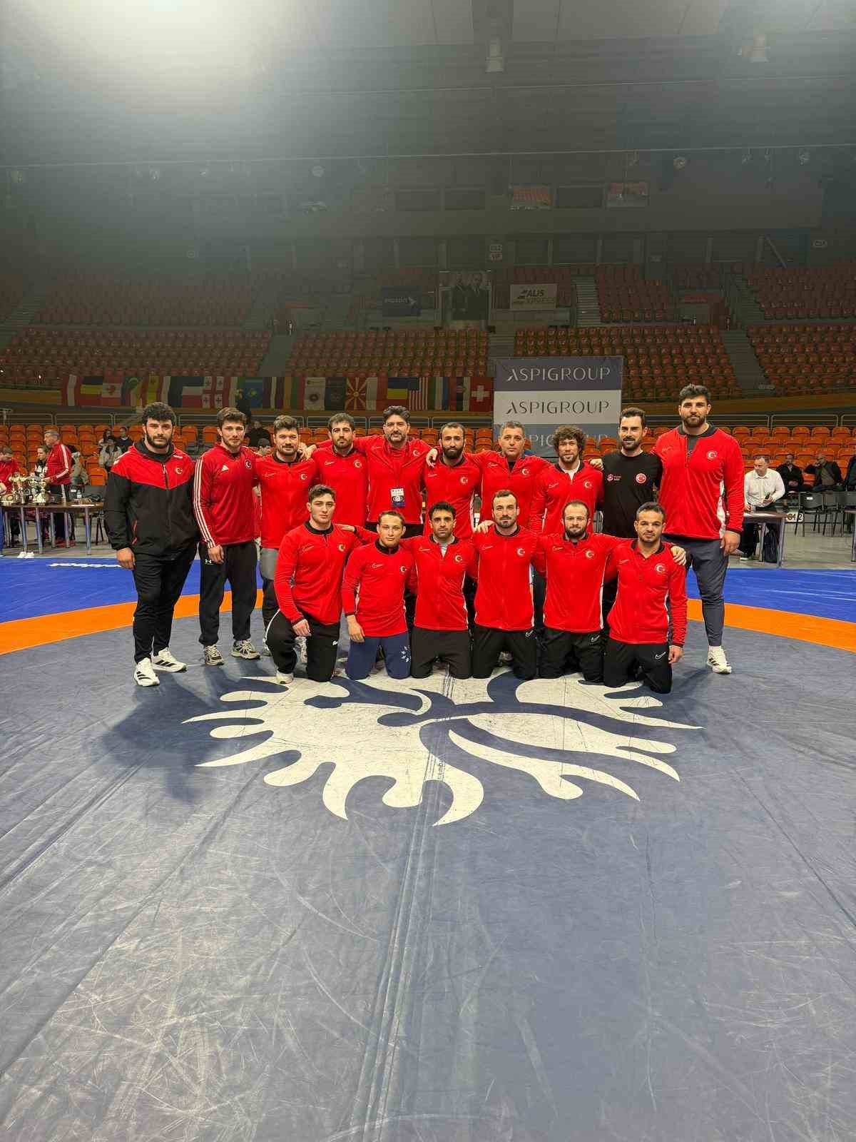 Uluslararası Dan Kolov - Nikola Petrov Turnuvası’nı milliler 23 madalya ile tamamladı
