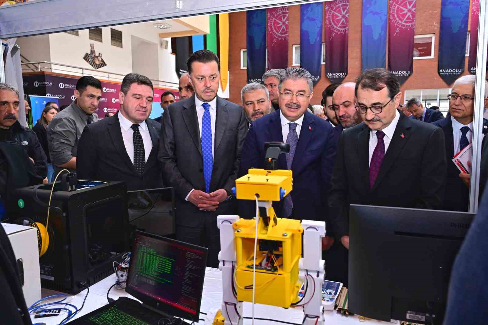 ’Uluslararası Eskişehir Yapay Zekâ Zirvesi’ düzenlendi
