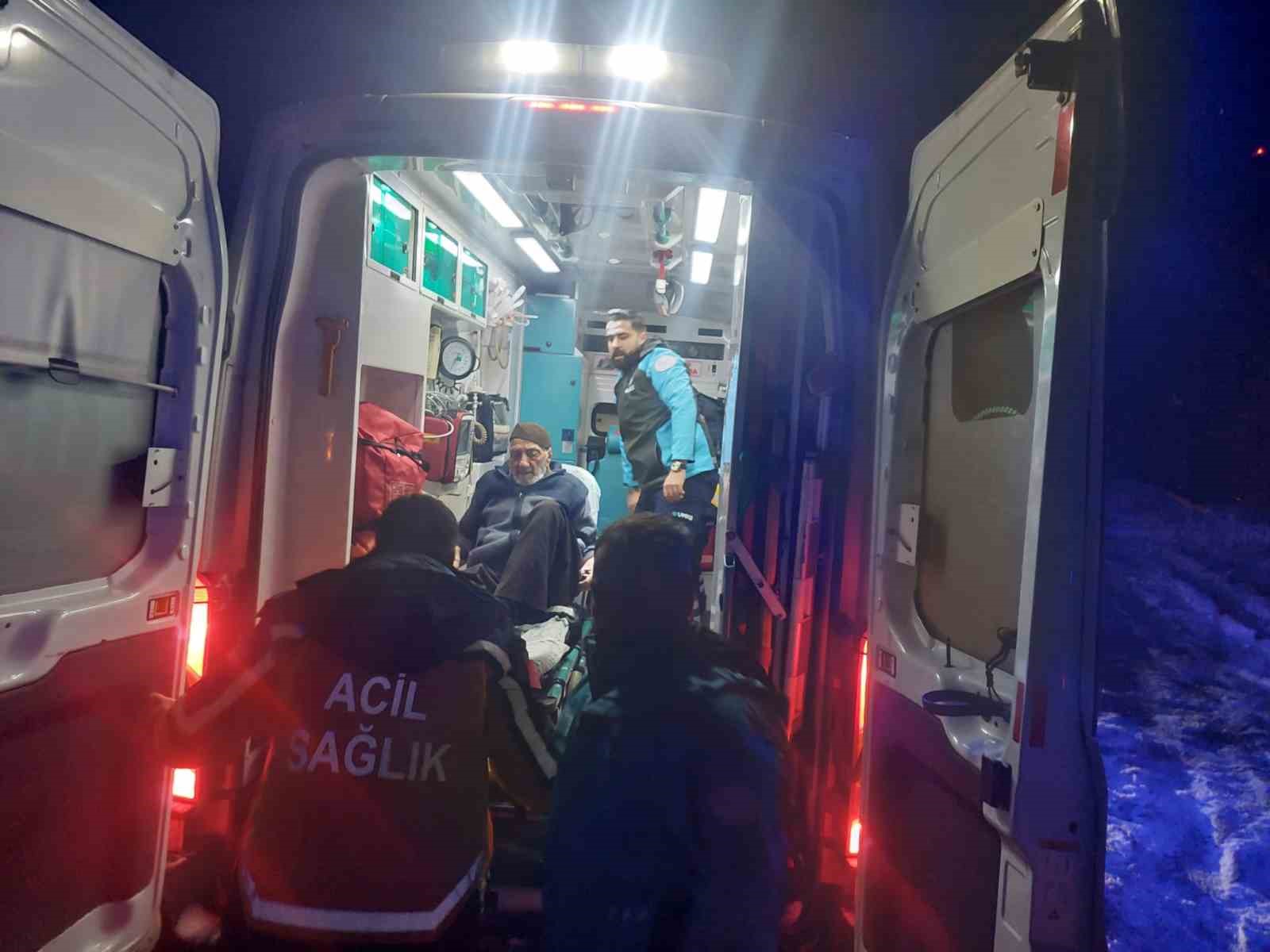 UMKE’den zorlu kış şartlarında hasta kurtarma operasyonu
