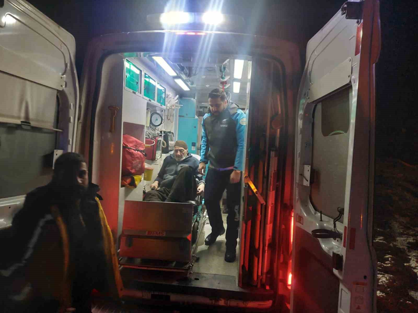 UMKE’den zorlu kış şartlarında hasta kurtarma operasyonu
