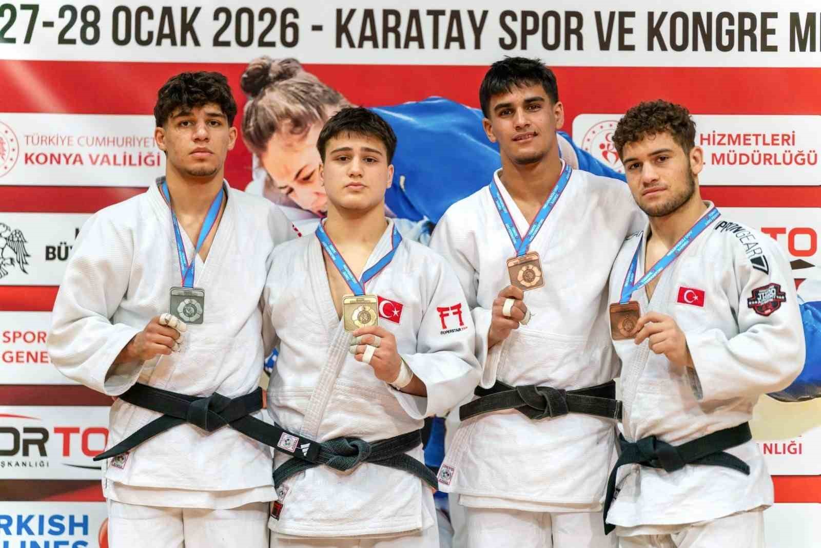 Ümraniye Belediyesi Spor Kulübü’nden Türkiye Şampiyonası’nda çifte altın
