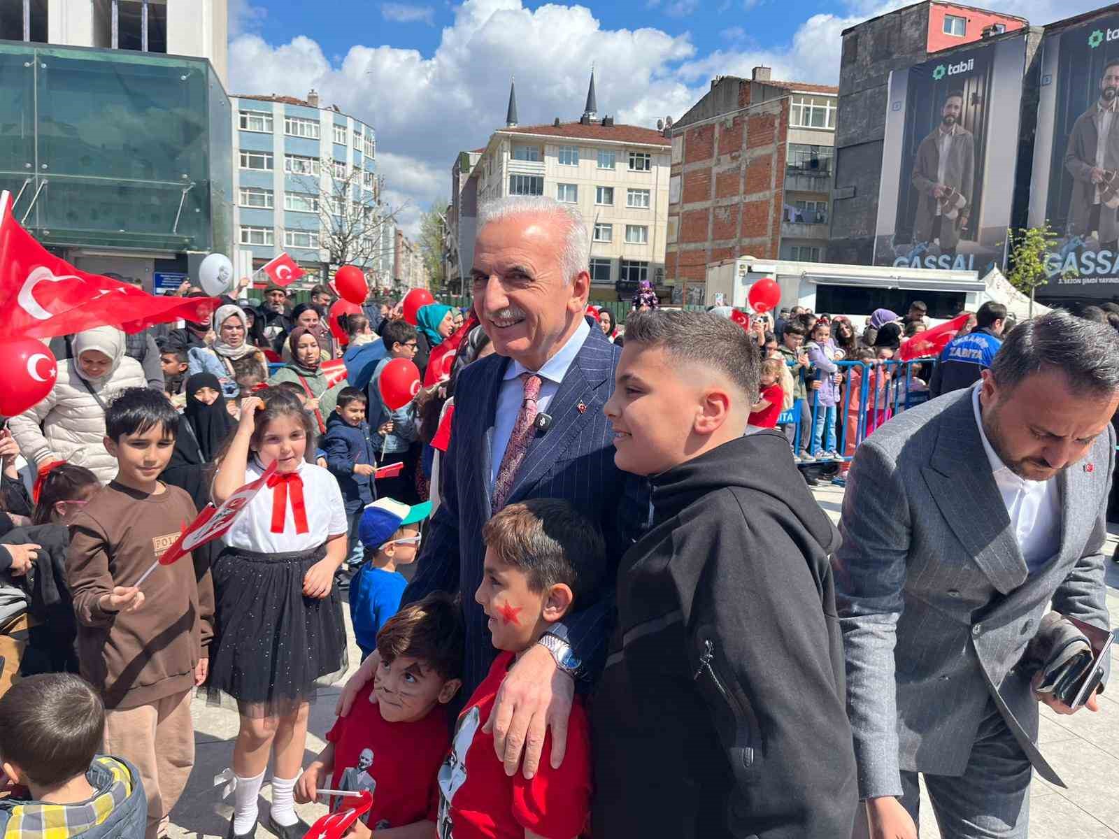 Ümraniye’de 23 Nisan coşkusu yaşandı
