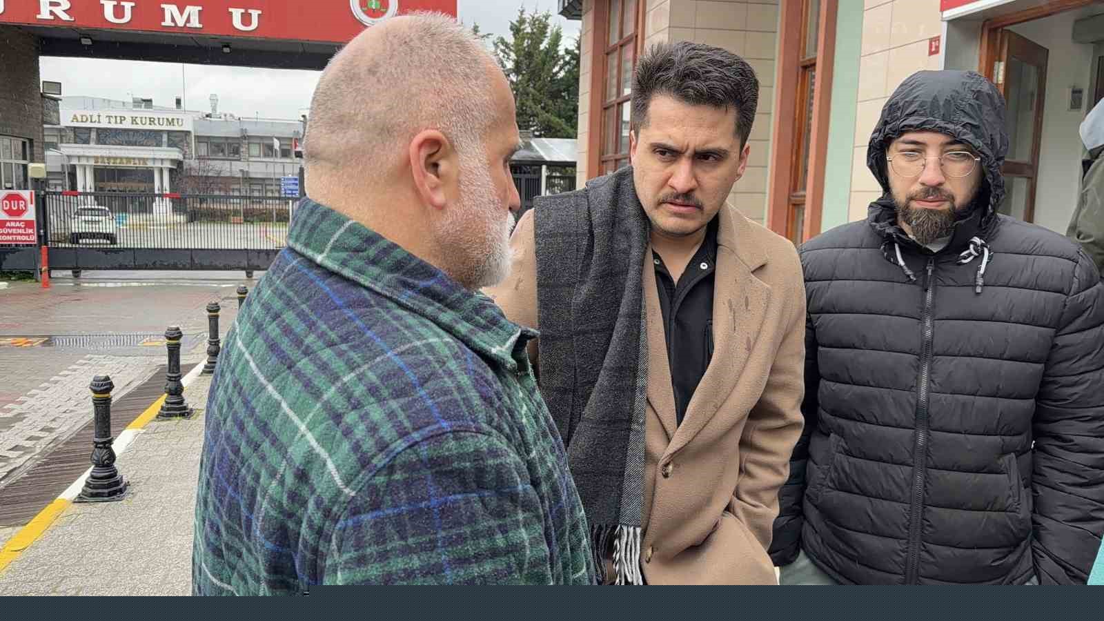 Ümraniye’de çakarlı araçla silahlı saldırı: 21 yaşındaki genç futbolcu hayatını kaybetti
