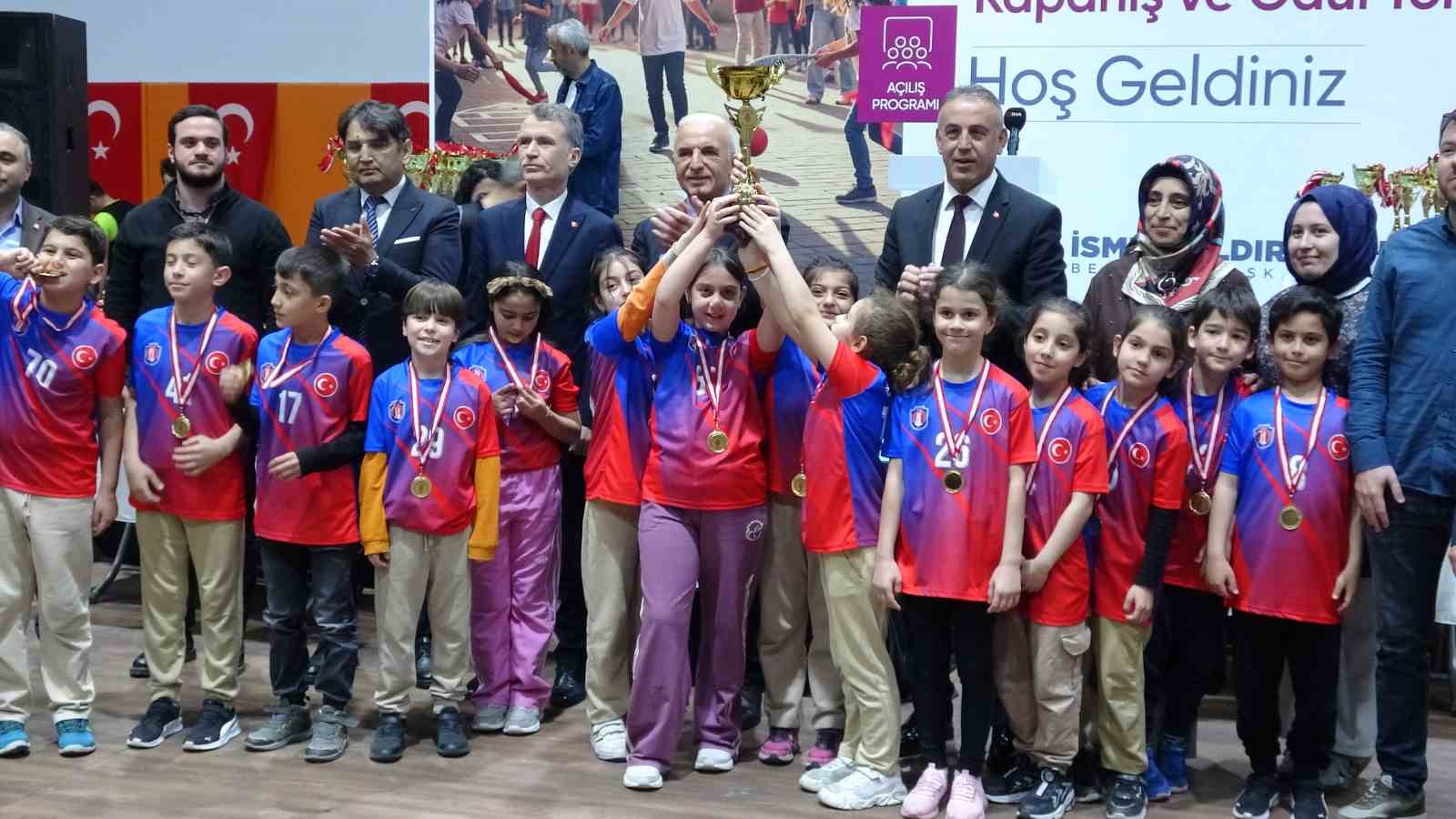 Ümraniye’de Geleneksel Çocuk Oyunları ve fiziksel etkinlikler tamamlandı
