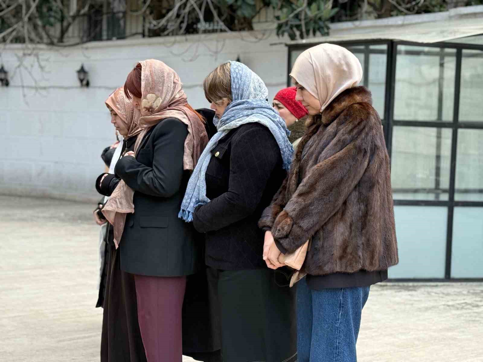 Ümraniye’de öldürülen Özbekistanlı Sayyora için gıyabi cenaze namazı kılındı
