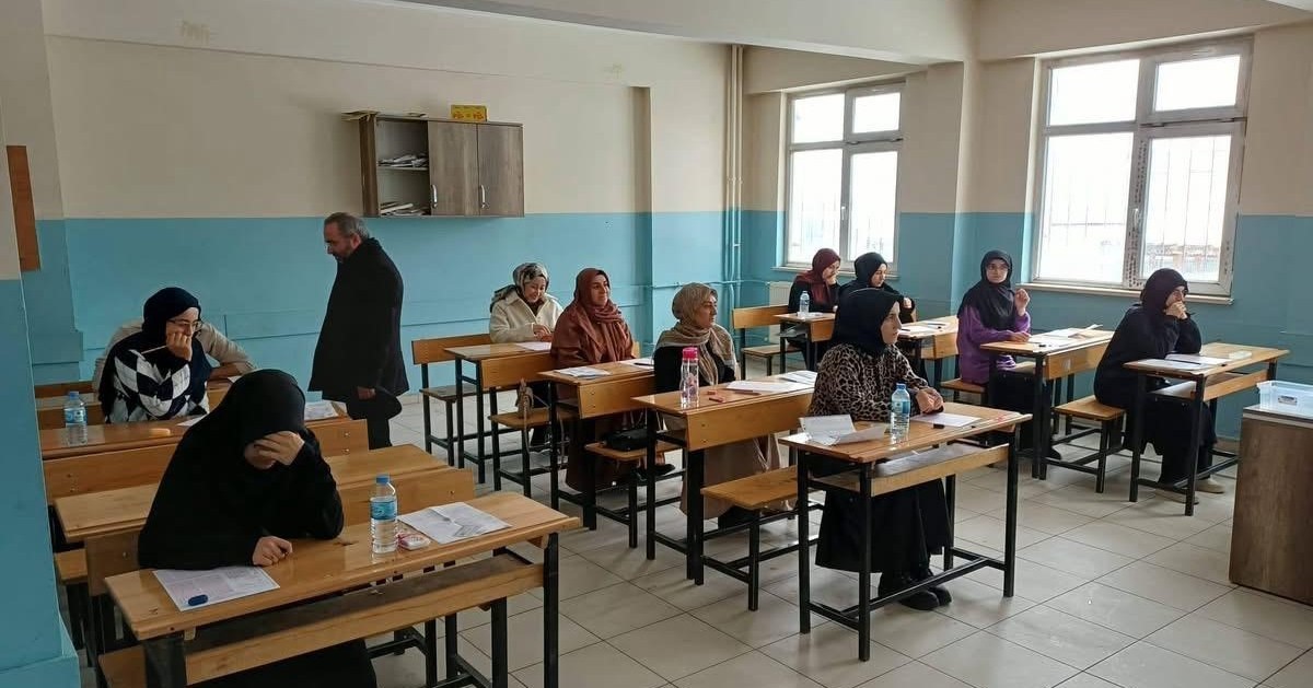 Umre için ter döktüler
Umre için ter döktüler