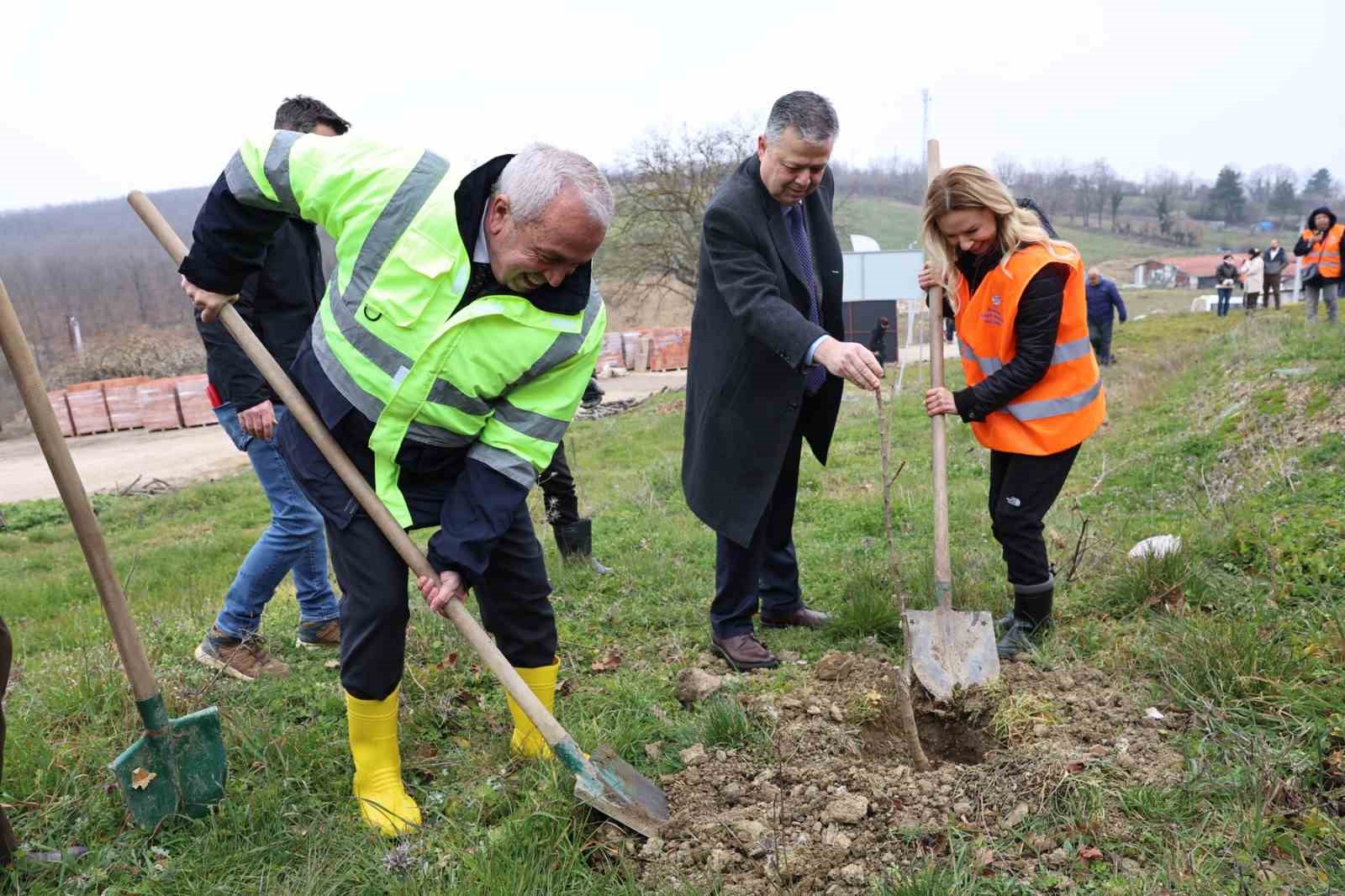 Unçukuru Mahallesi’nde atıl arazi Umut Ormanı’na dönüşüyor
