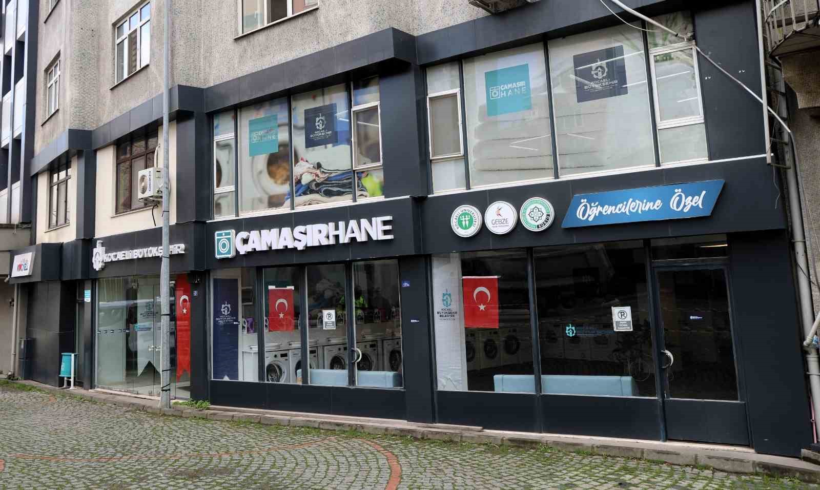 Üniversite öğrencilerine ücretsiz çamaşırhane hizmeti
Üniversite öğrencilerine ücretsiz çamaşırhane hizmeti