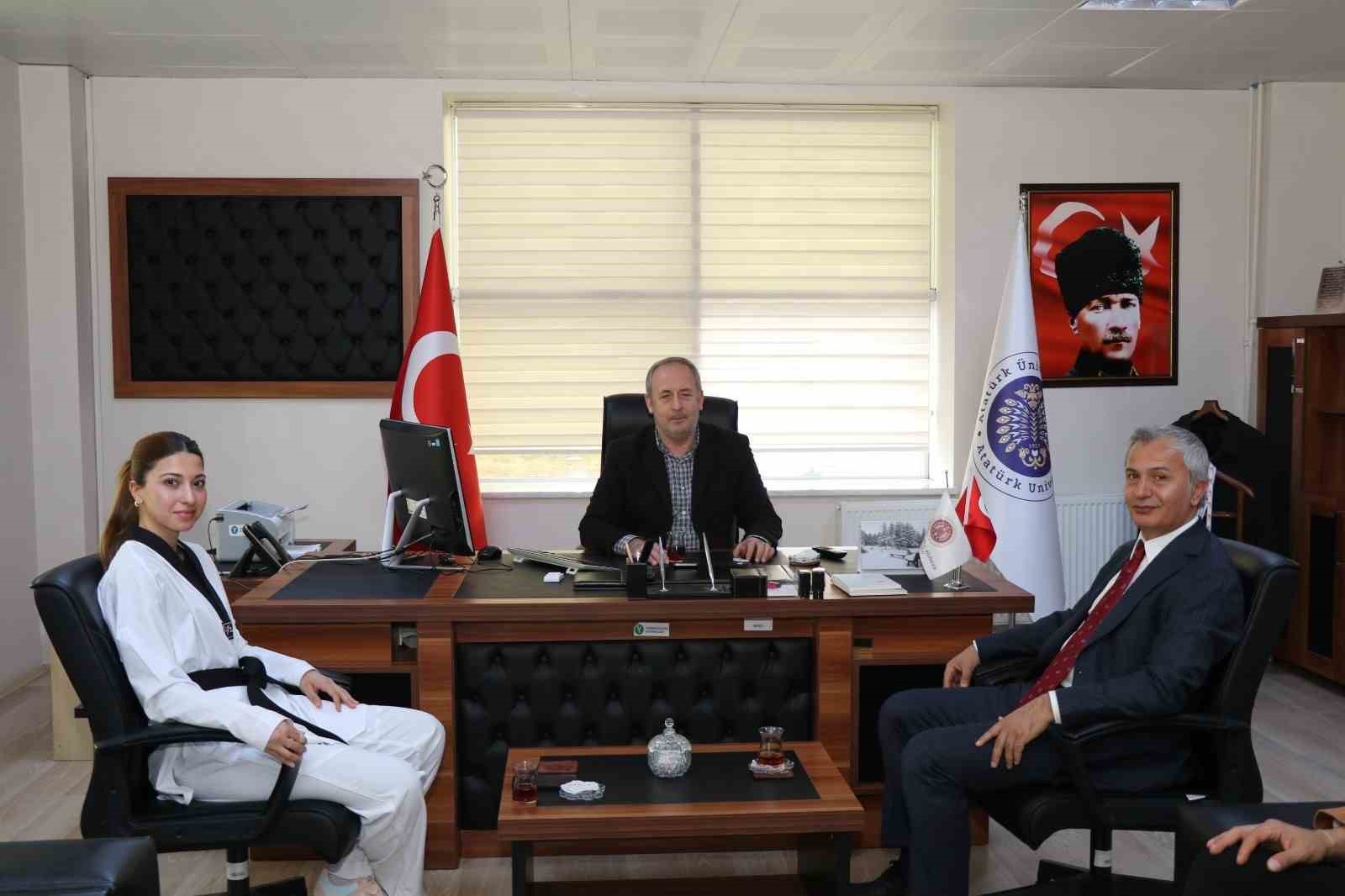 Üniversite öğrencisinin taekwondo başarısı
