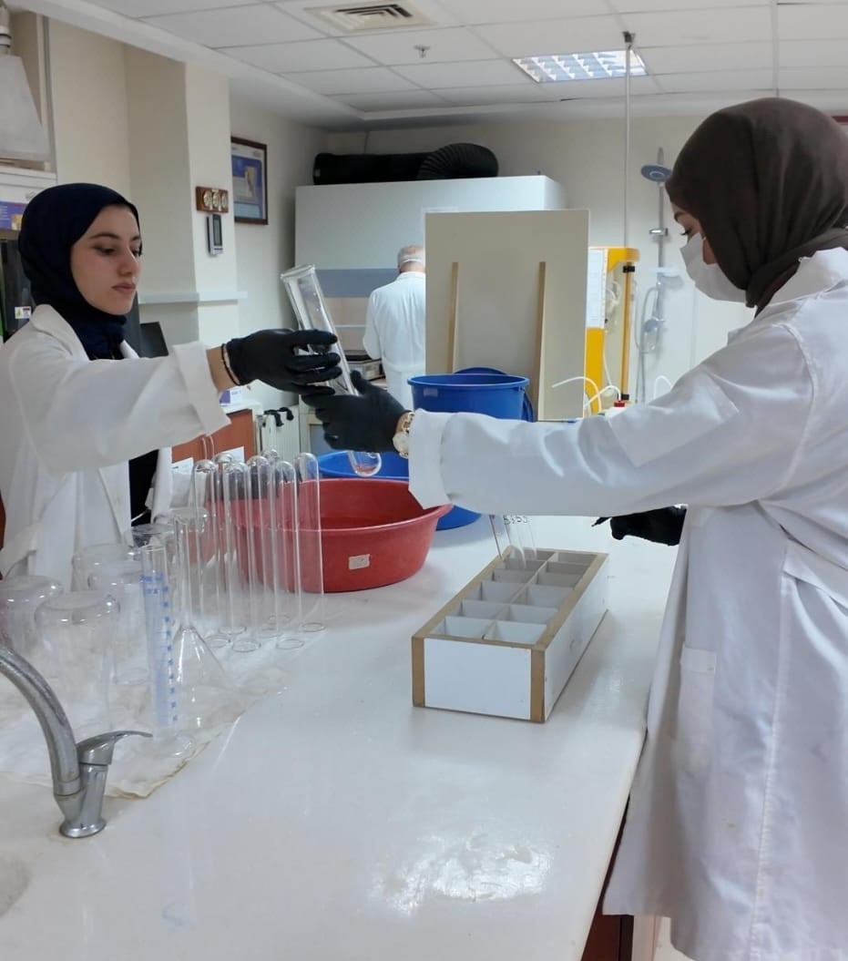 Üniversiteden çiftçilere toprak analizi desteği
Üniversiteden çiftçilere toprak analizi desteği