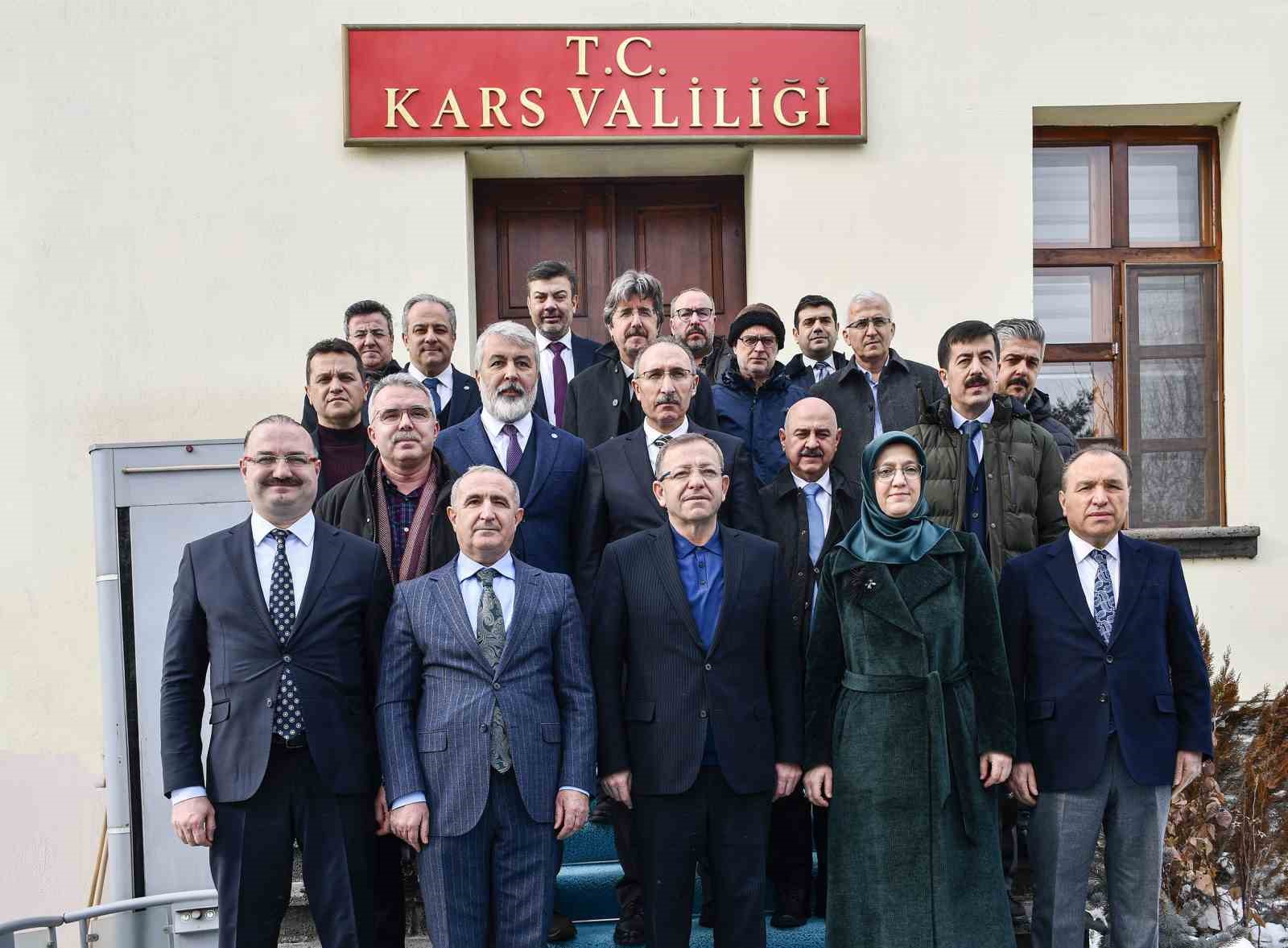 Üniversitelerarası kurul yönetimi Kars’ta toplandı
Üniversitelerarası kurul yönetimi Kars’ta toplandı