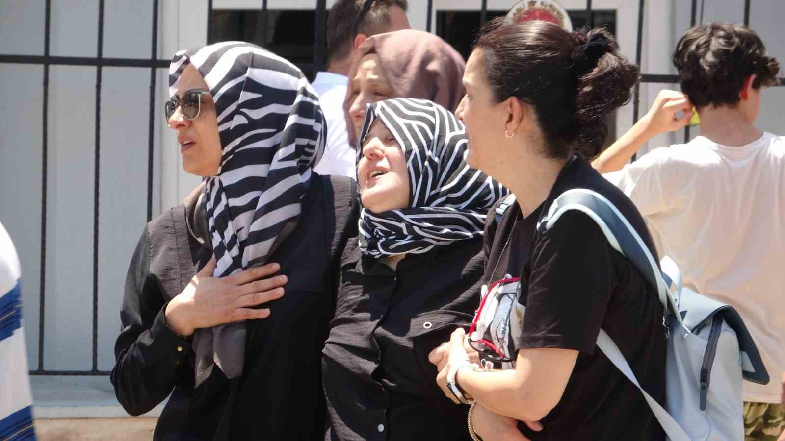 Üniversiteli gencin ölümüyle sonuçlanan kazada sürücüye 6 yıl 8 ay hapis
Üniversiteli gencin ölümüyle sonuçlanan kazada sürücüye 6 yıl 8 ay hapis