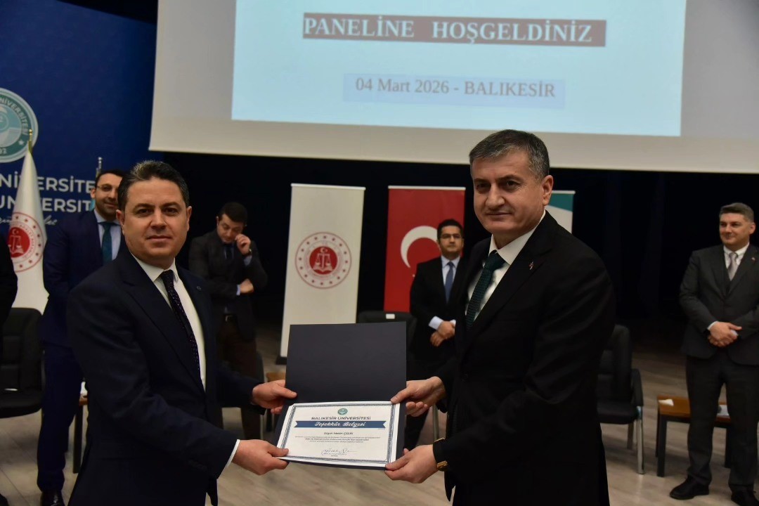 Üniversiteli gençlere IBAN Suiistimallerine karşı panel
