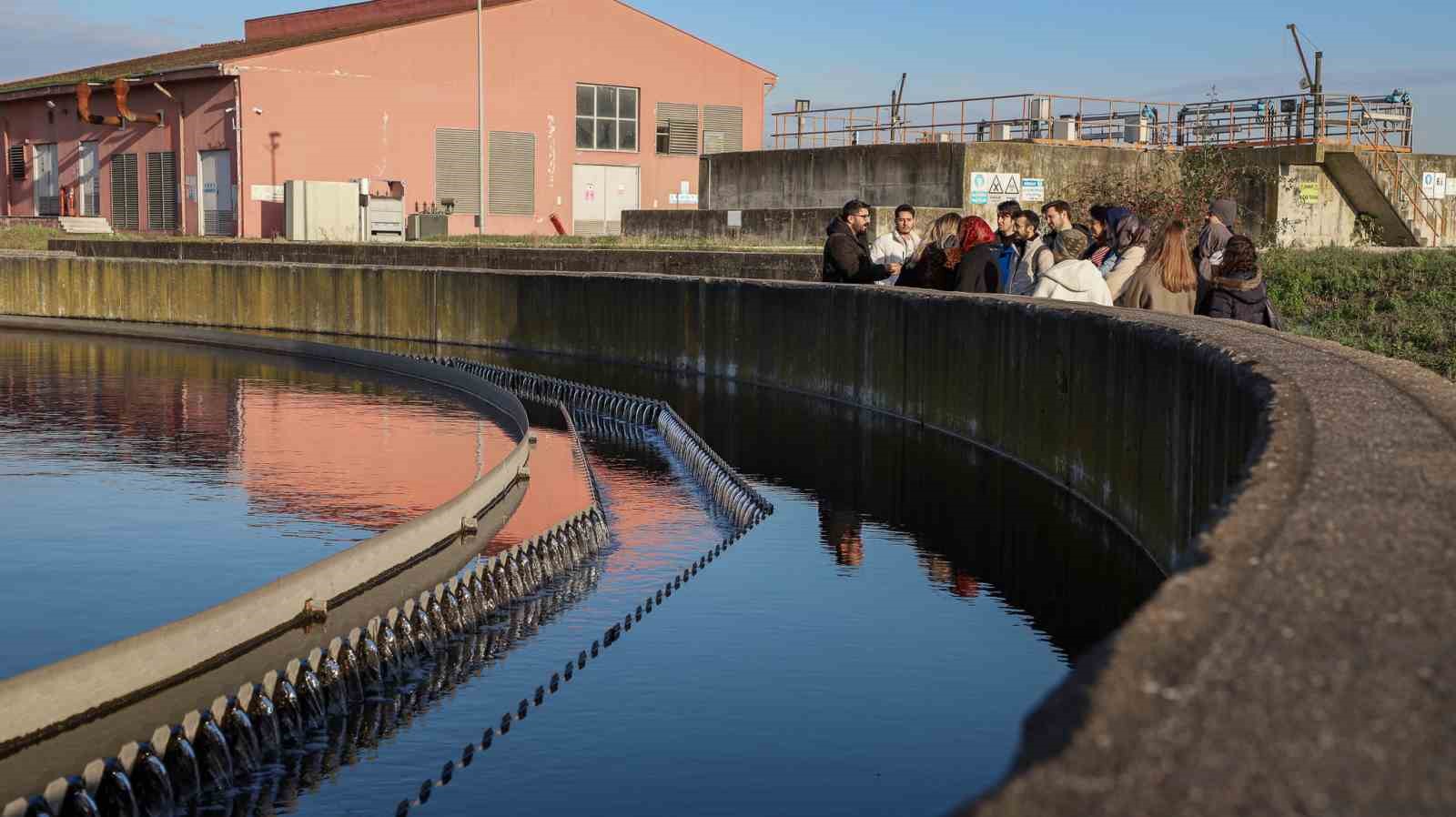 Üniversiteli hekim adayları su ve atıksu yönetimini yerinde gördü
