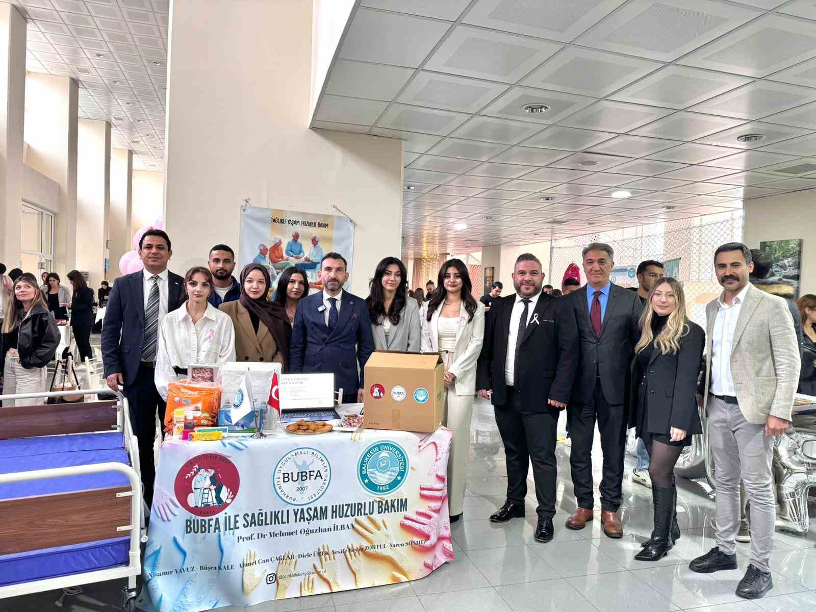 Üniversitelilerden Hastalara Yönelik Yatak ve Medikal Destek Kutusu
Üniversitelilerden Hastalara Yönelik Yatak ve Medikal Destek Kutusu