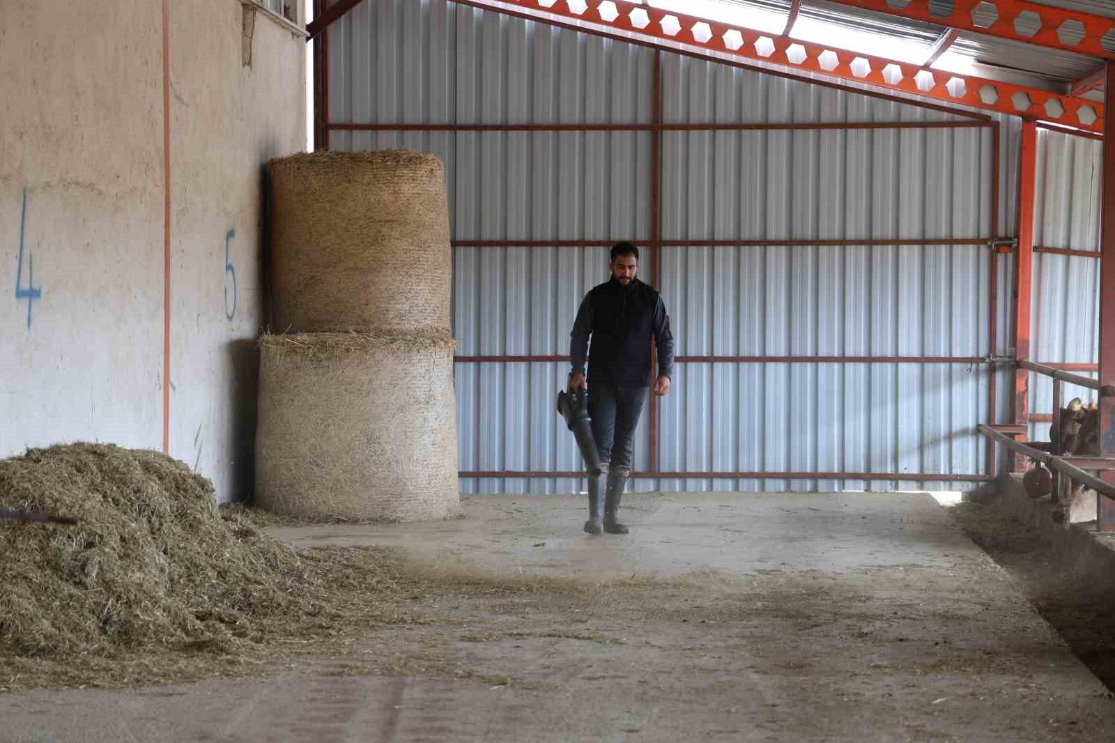 Üniversiteyi yarıda bıraktı, dede mesleğini ileriye taşımaya başladı
