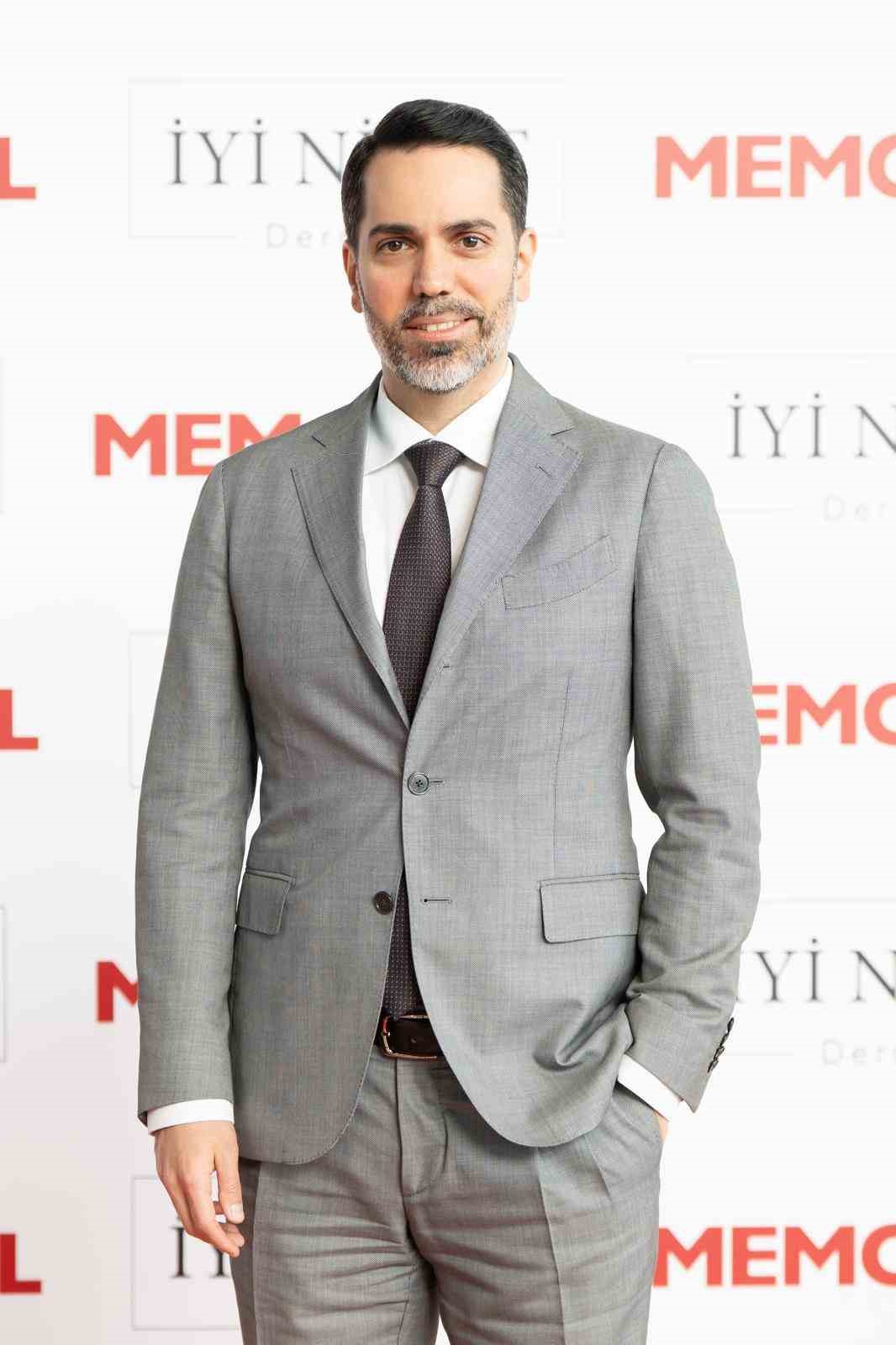 Ünlü isimler "Kadınlar Omuz Omuza Projesi" için bir araya geldi
