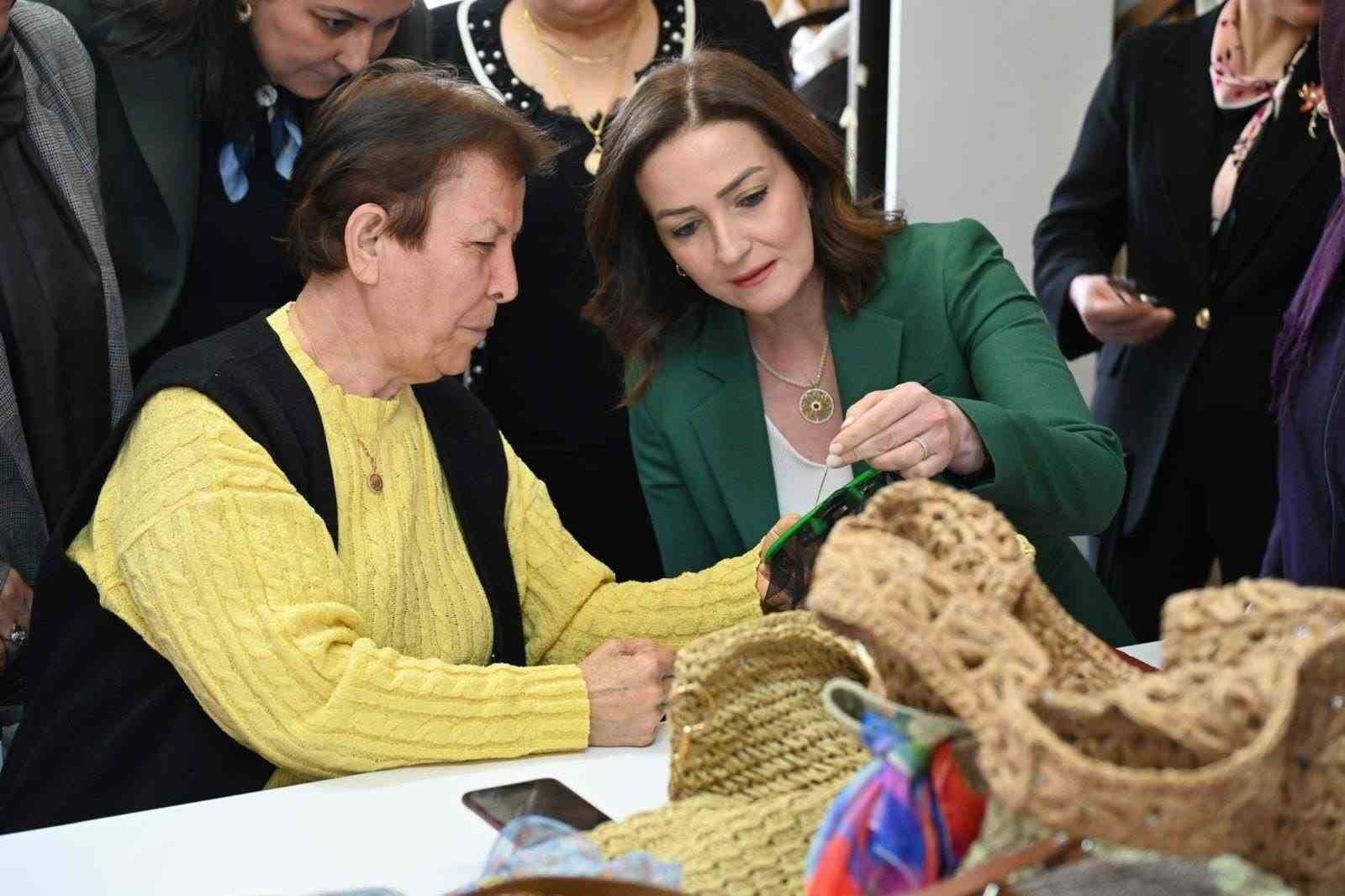 Unutulmaya yüz tutan "el nakışı" bu kursla gelecek nesillere aktarılacak
