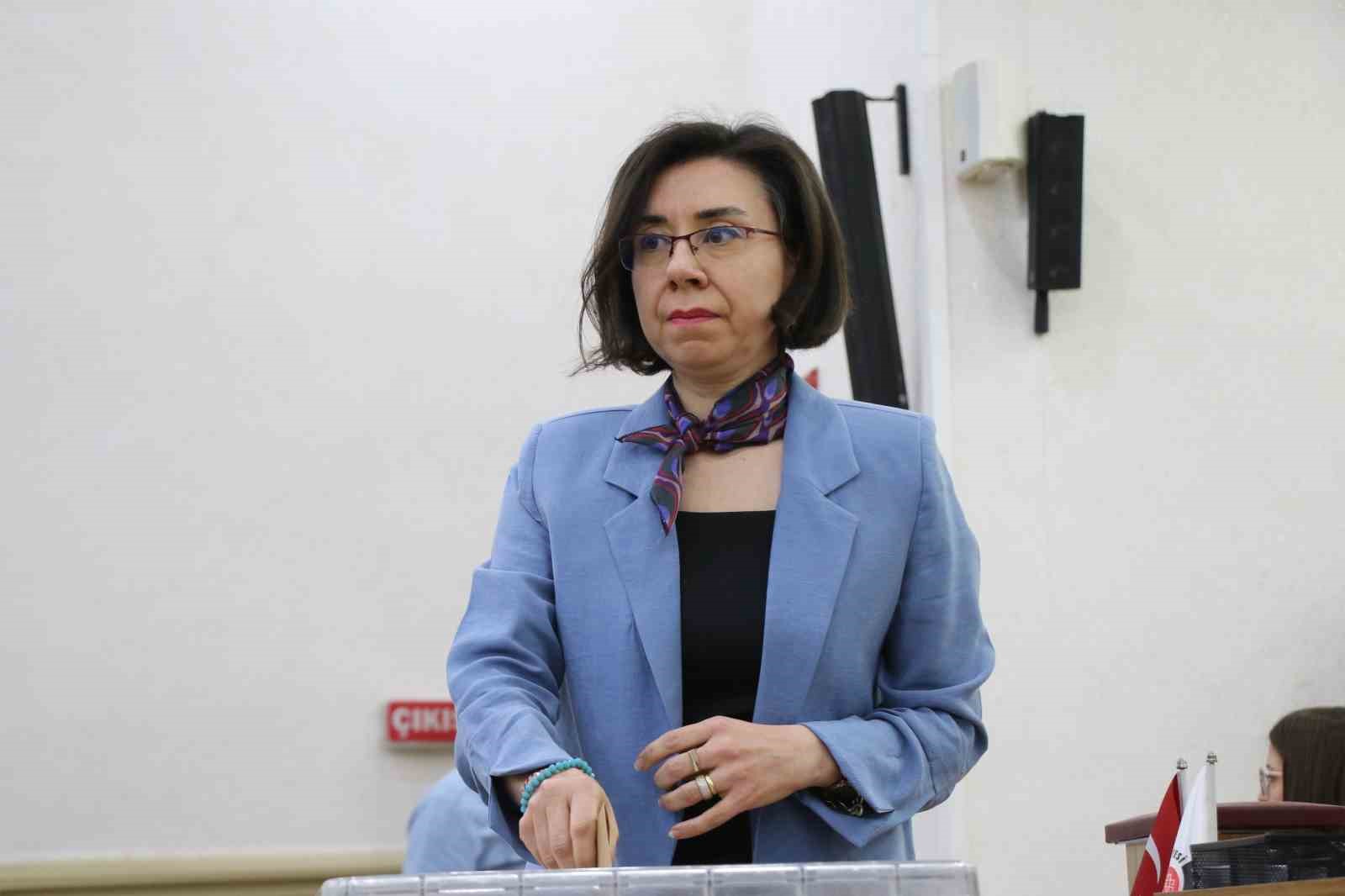 Uşak Belediye Başkan Vekilliğine Hatice Terekeci Özkan seçildi
