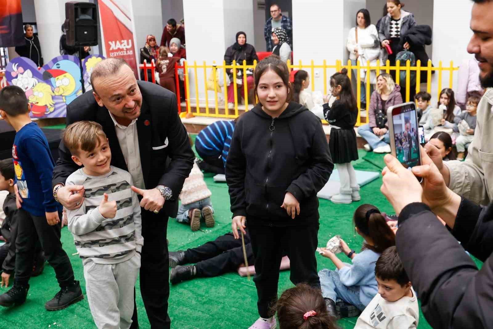 Uşak Belediyesi sömestr tatilinde çocukları çeşitli etkinliklerle yalnız bırakmadı
