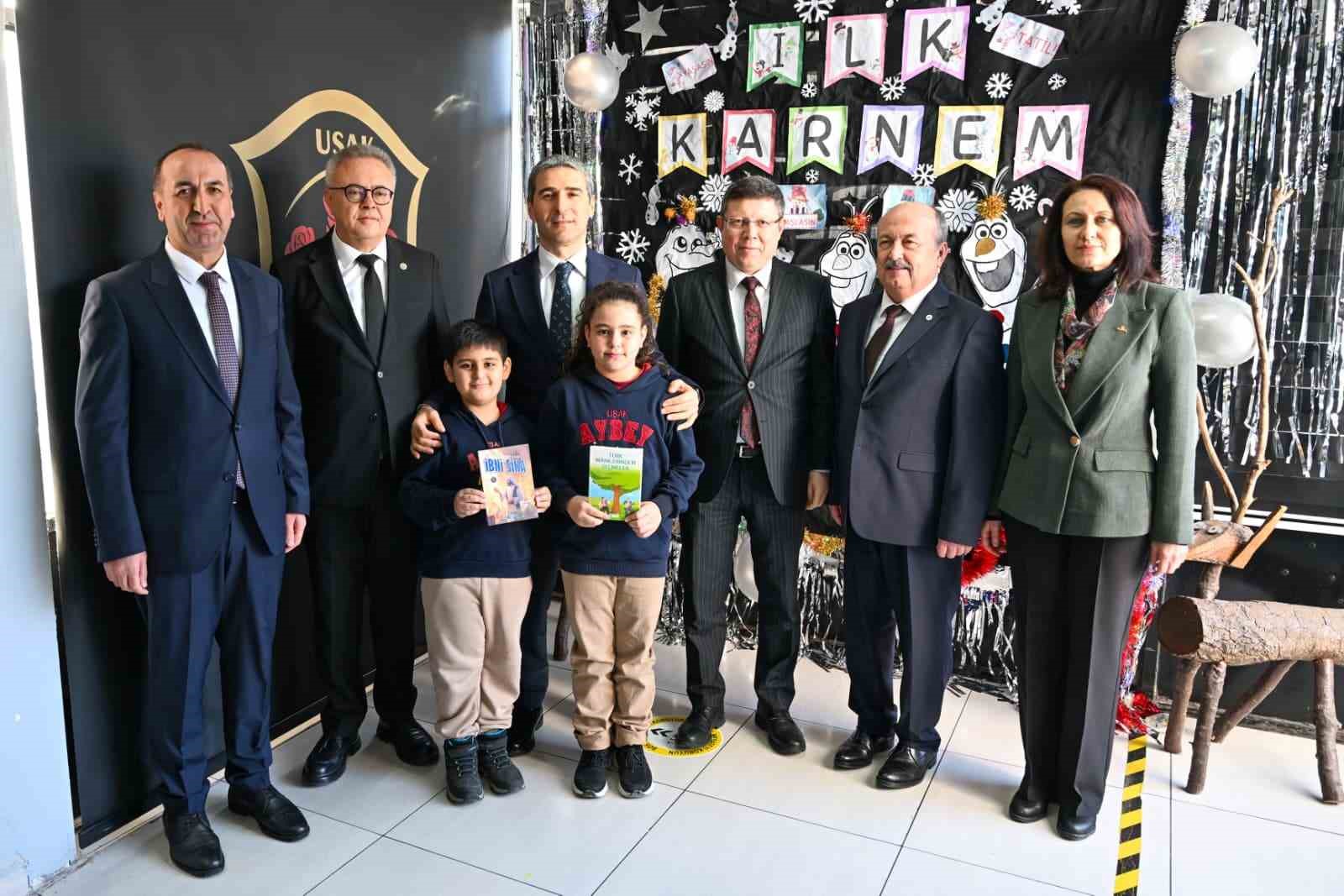 Uşak’ta 63 bin 453 öğrenci karne sevinci yaşadı
