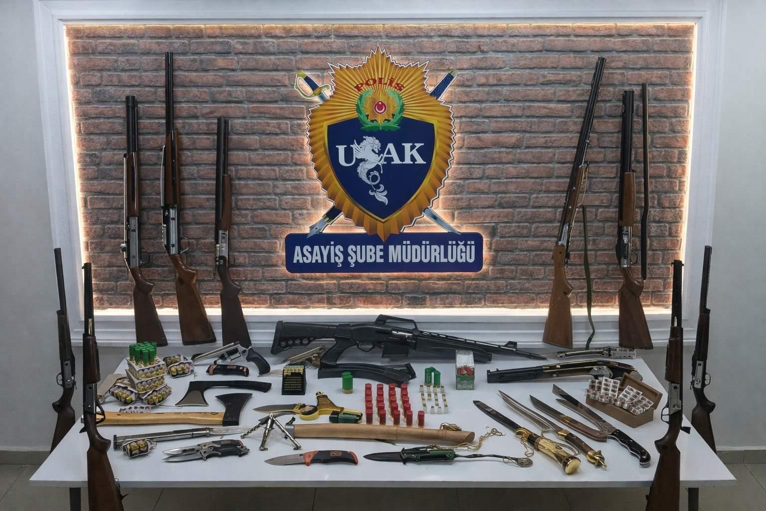 Uşak’ta galericiler sitesinde asayiş denetimi
