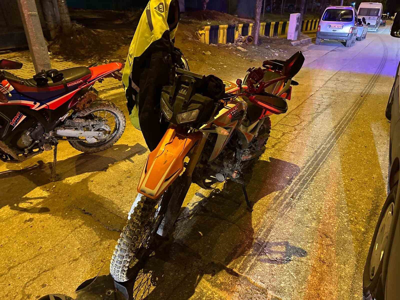 Uşak’ta motosikletin çarptığı yaya hayatını kaybetti: Kaza anı kamereda
