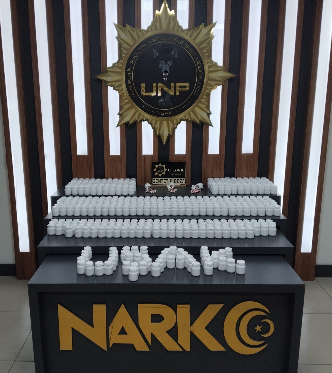 Uşak’ta uyuşturucu operasyonu: 3 tutuklama
