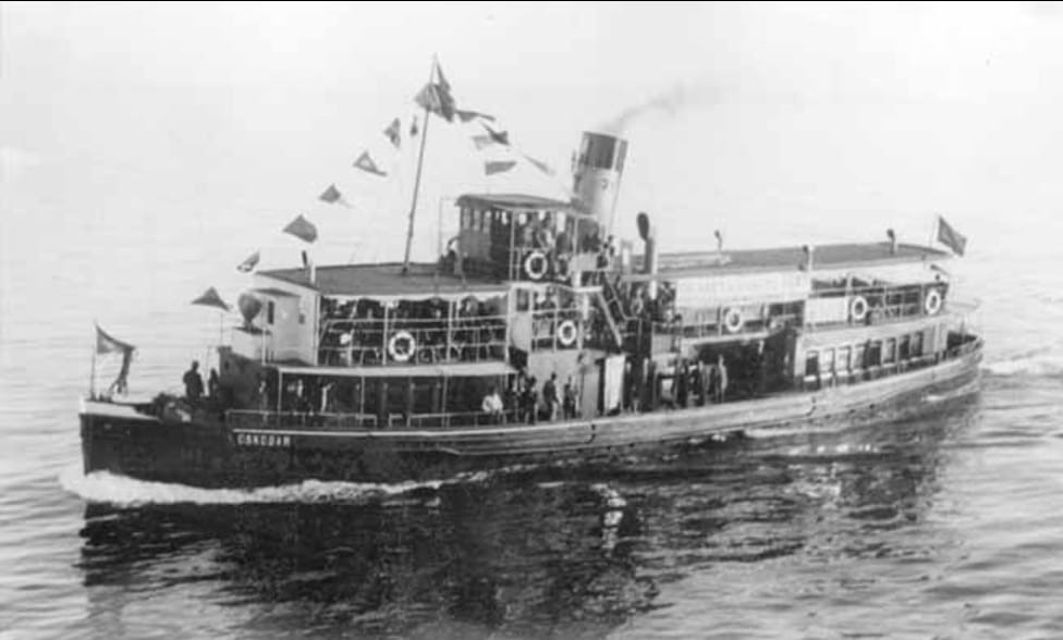 Üsküdar Vapuru faciasından sağ kurtulan annesinin sarsıcı hikayesini anlattı
Üsküdar Vapuru faciasından sağ kurtulan annesinin sarsıcı hikayesini anlattı