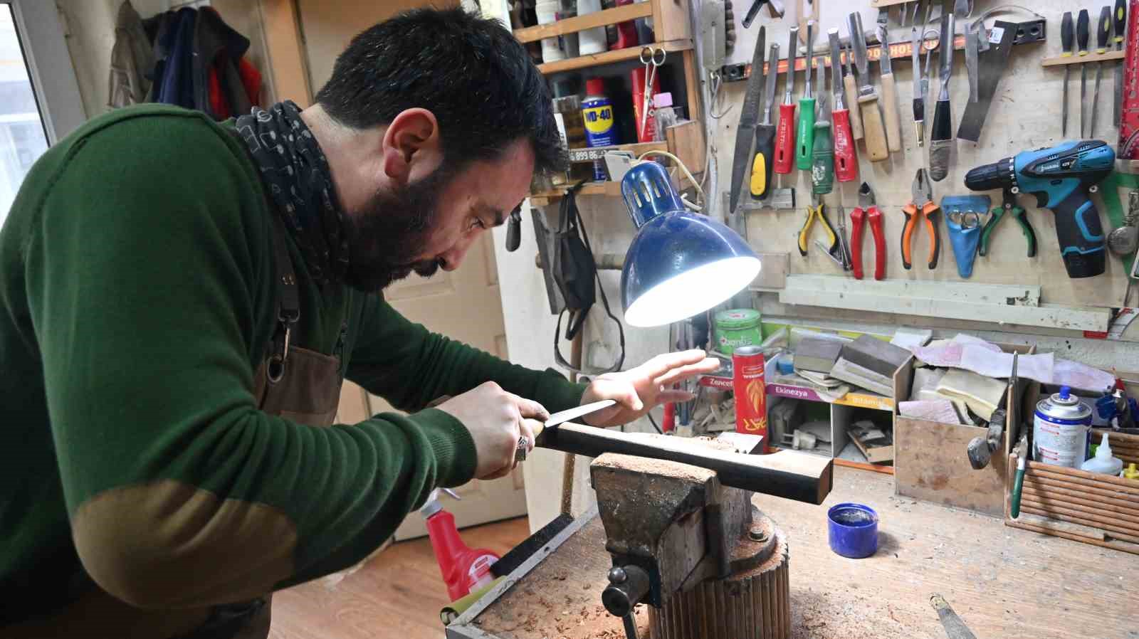 Ustasından devraldı, Cumhurbaşkanlığı Korosuna taşıdı
