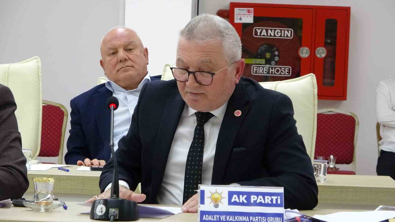 Üyelerin istediği ’İhale ve doğrudan temin dosyaları’ gelmemesi tartışması Meclise taşındı
Üyelerin istediği ’İhale ve doğrudan temin dosyaları’ gelmemesi tartışması Meclise taşındı