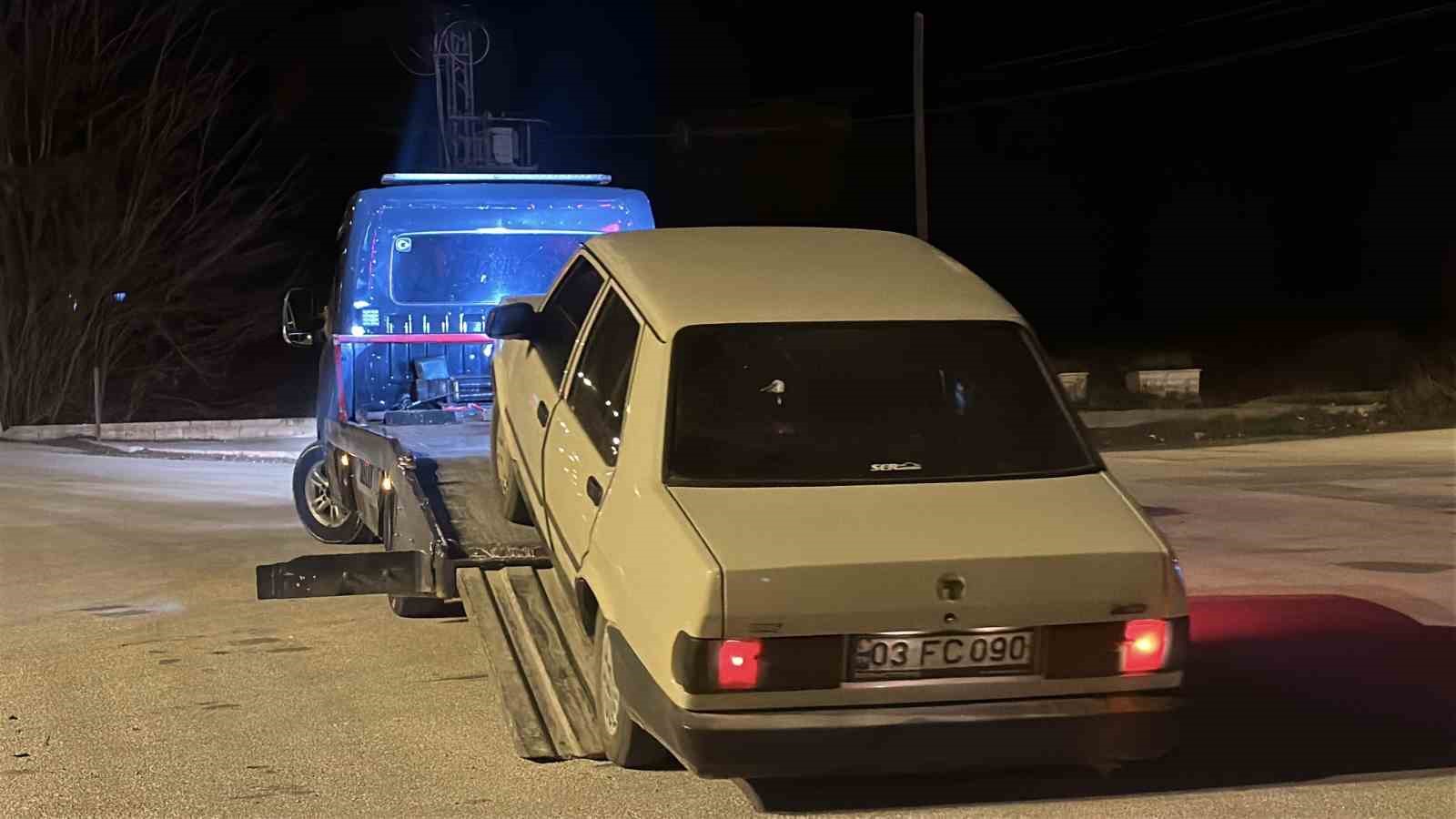 Uygulama noktasında ’dur’ ihtarına uymadı, yakalanınca ’araçlar vardı yanaşamadım’ dedi
