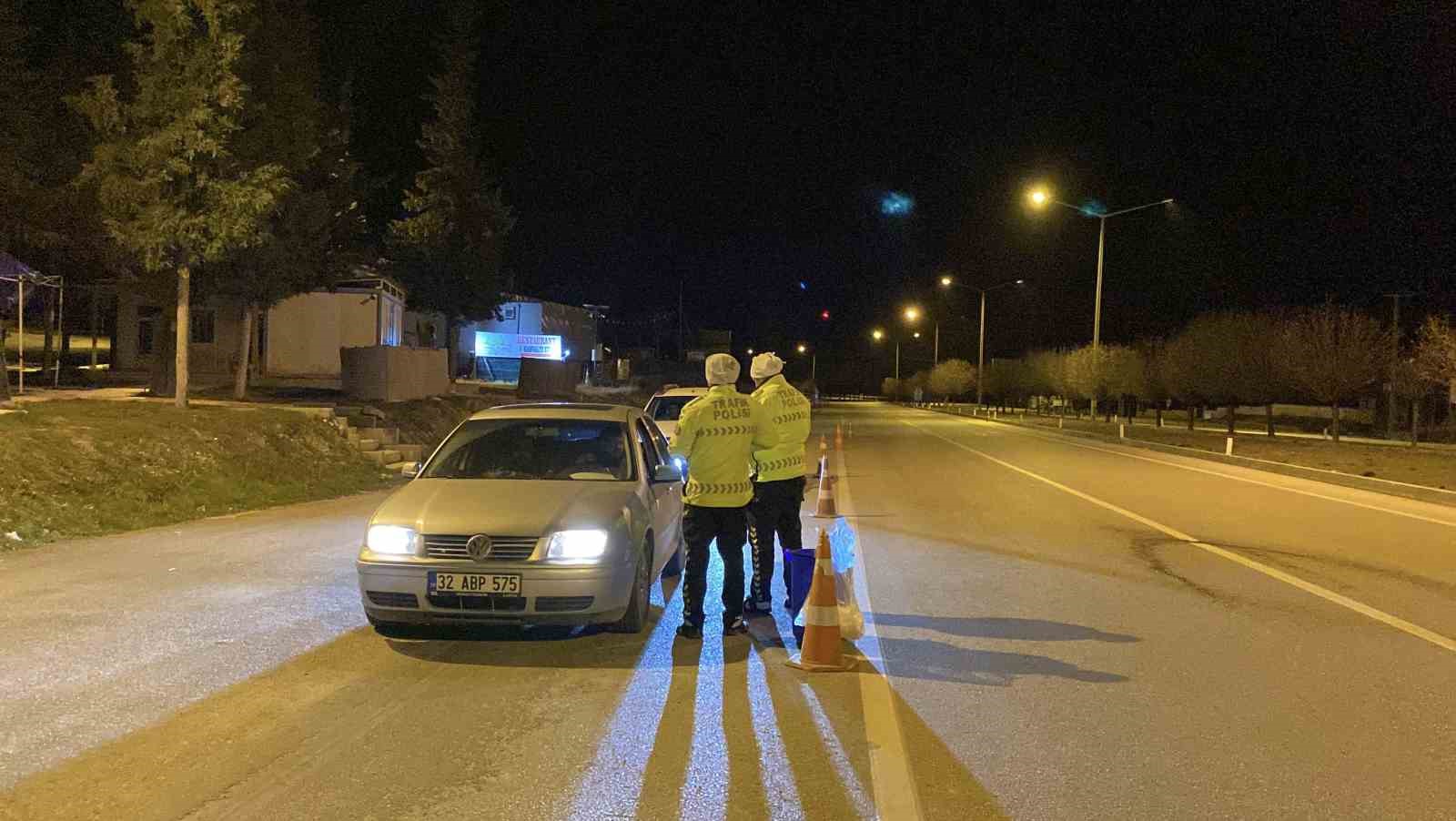 Uygulama noktasından kaçan tır sürücüsünün ehliyetsiz olduğu ve arandığı ortaya çıktı
