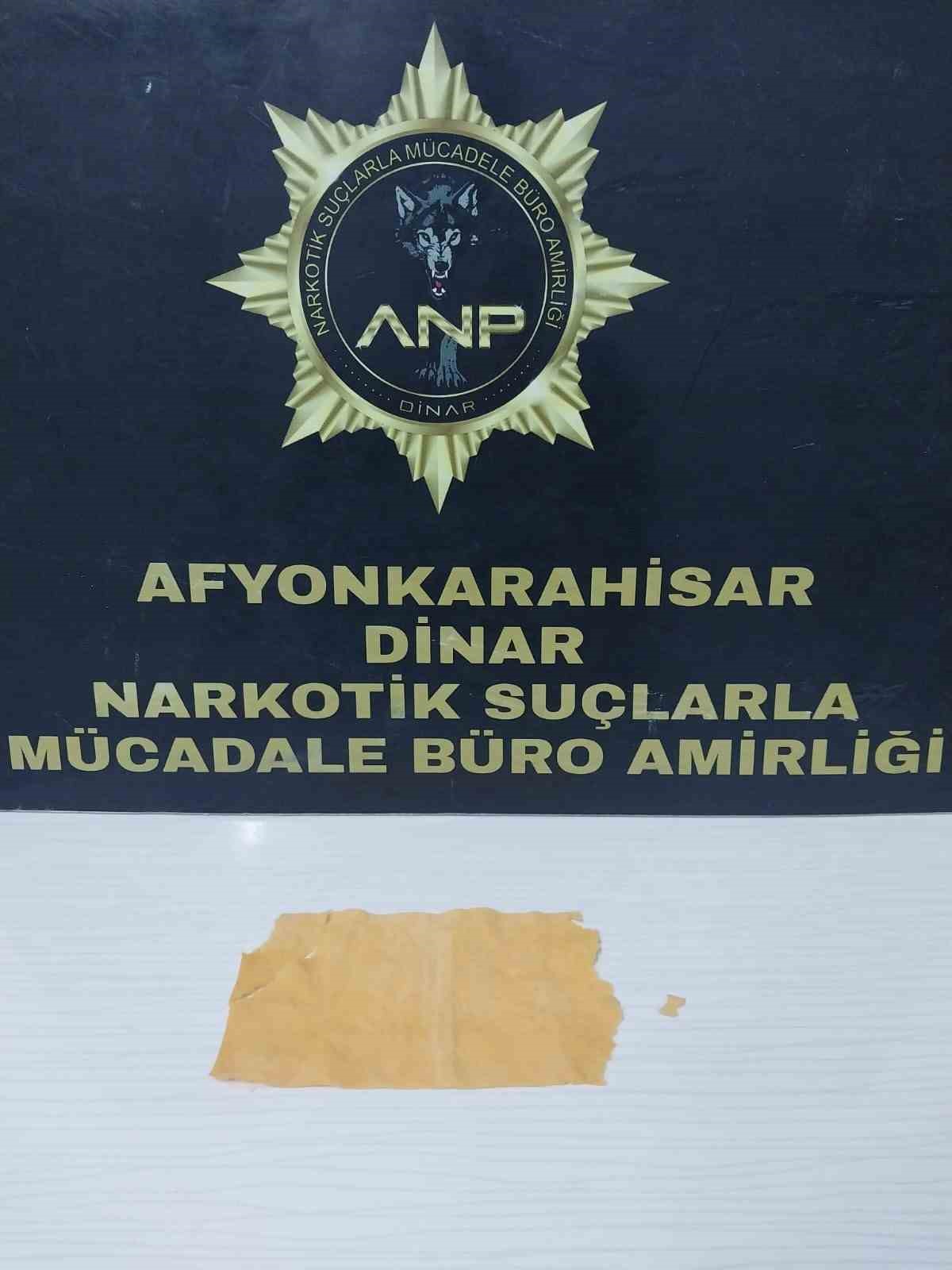 Uyuşturucu ile yakalanan 2 kişi tutuklandı
