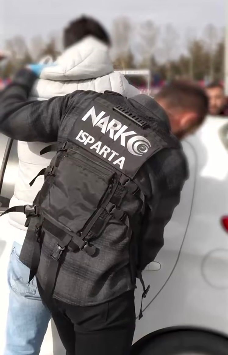 Uyuşturucu operasyonlarında 4 şüpheli tutuklandı
