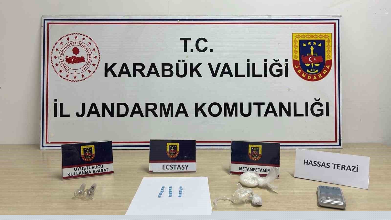 Uyuşturucu operasyonlarında 5 kişi yakalandı
