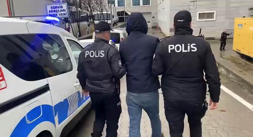 Uyuşturucu suçundan 12 yıl hapis cezası bulunan şahıs yakalandı

