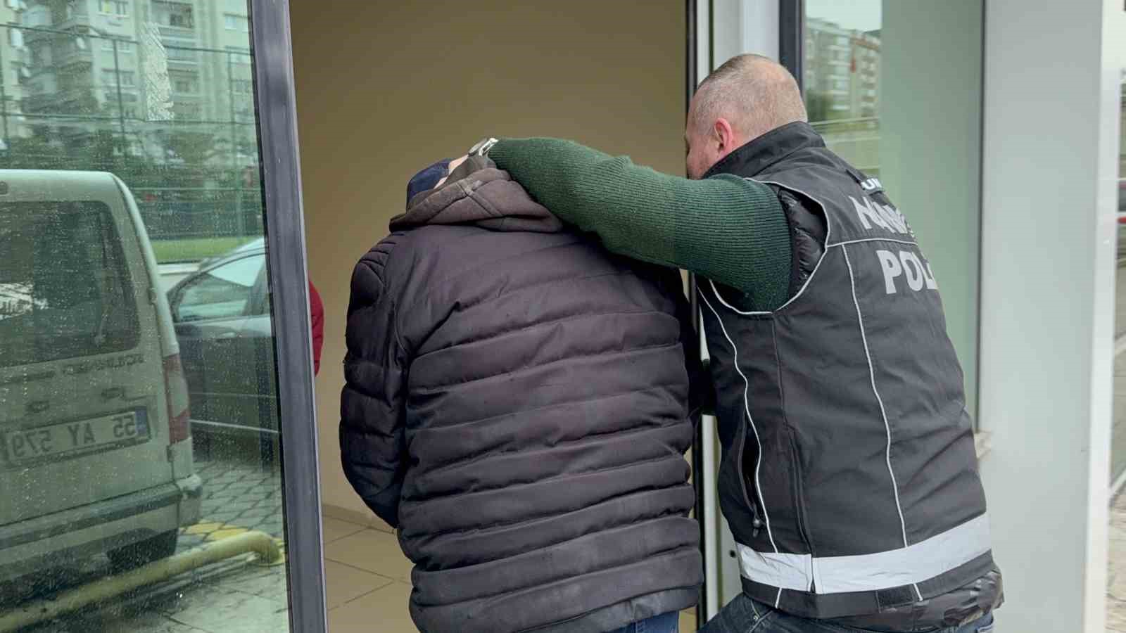 Uyuşturucu ticareti şüphelisi adliyeye sevk edildi
