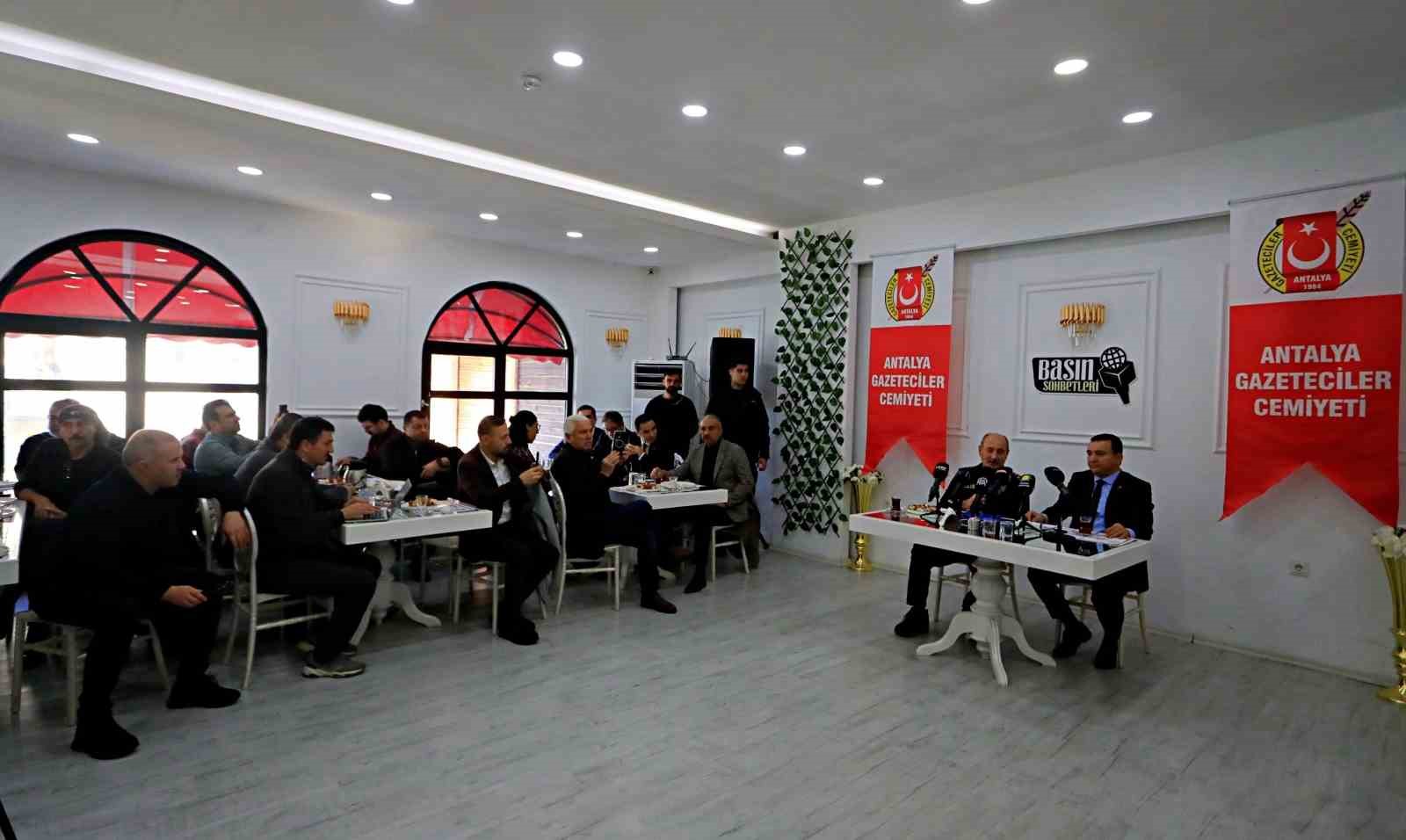 Uyuşturucu ticaretinin merkezi bölgeye ekipler amirliği ve bekar polisler için lojman ile yaşam alanı
