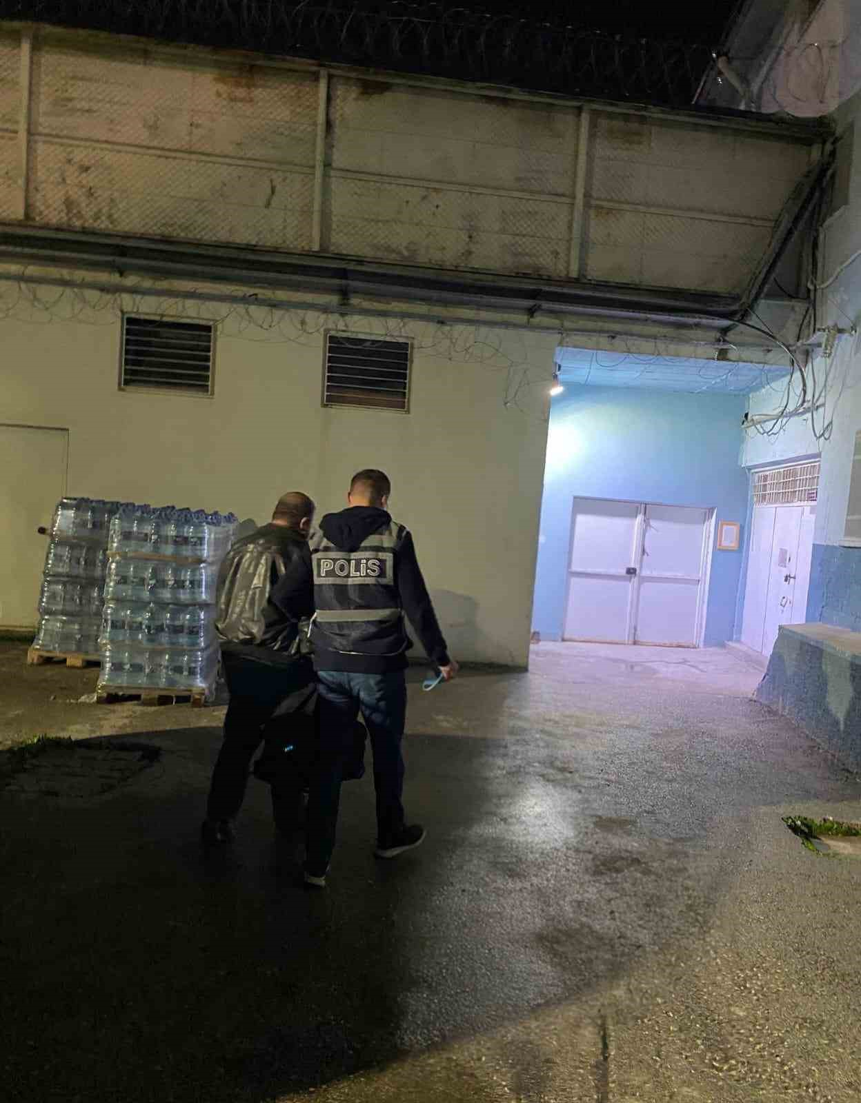 Uyuşturucuyla yakalanan sanık: "Ağrılarım geçsin diye uyuşturucu madde kullanmaktayım"
