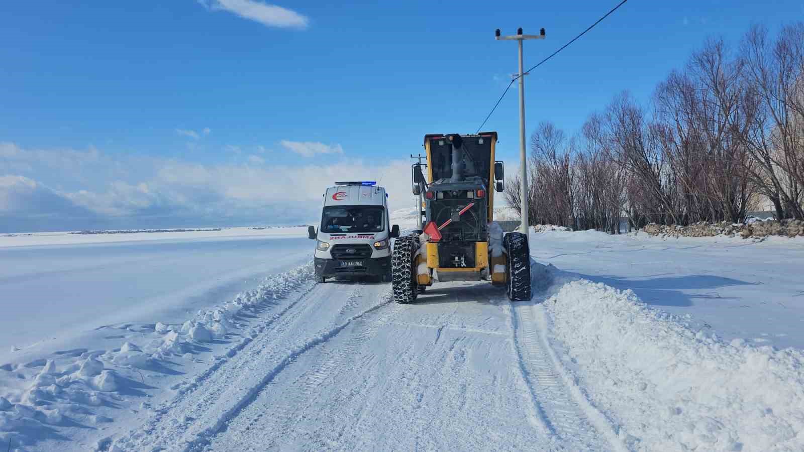 Üzerine sıcak su dökülen çocuk için seferberlik
