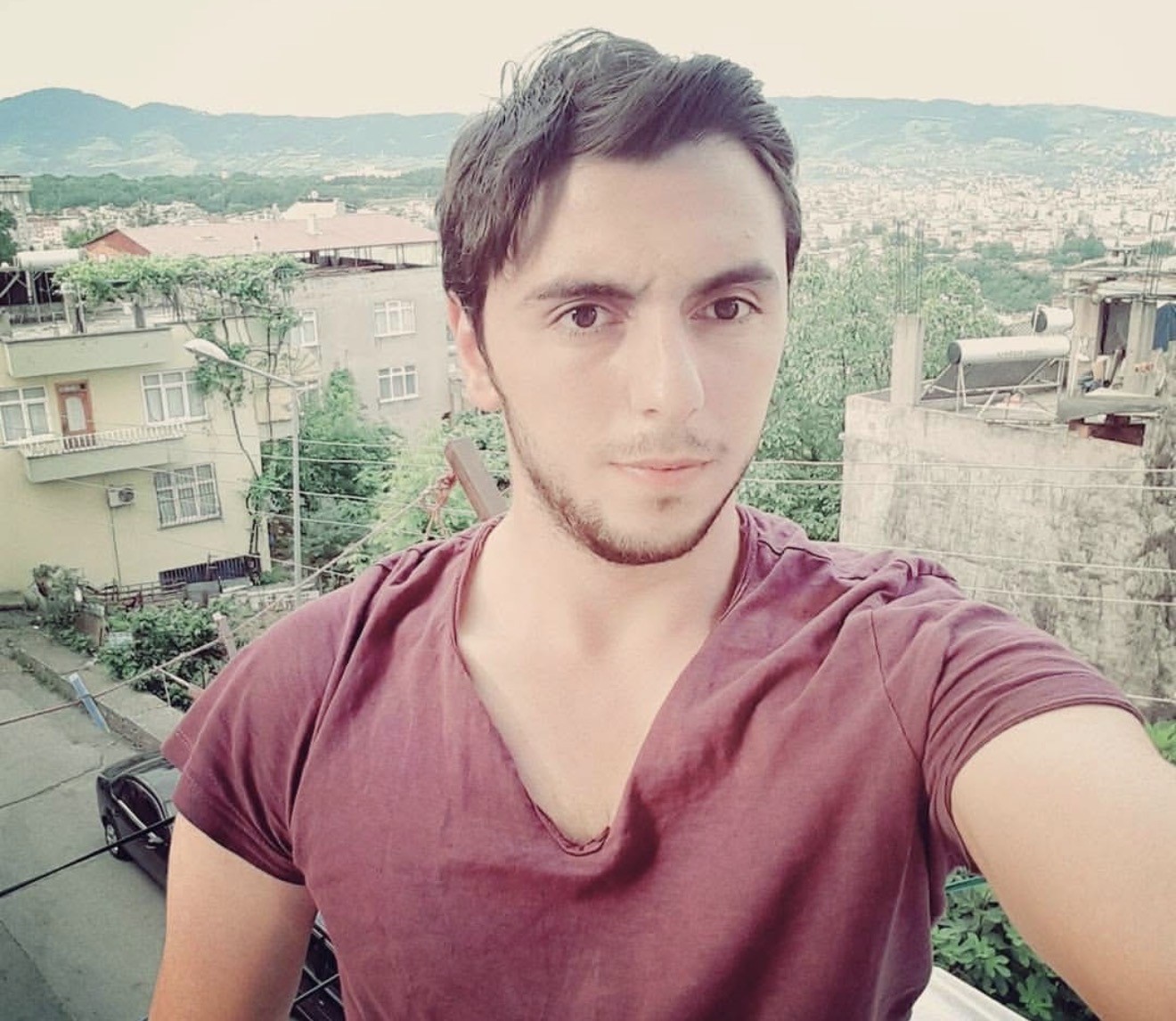 Vakaya giden ambulansın kaza anı kamerada: 1 ölü, 3 yaralı
