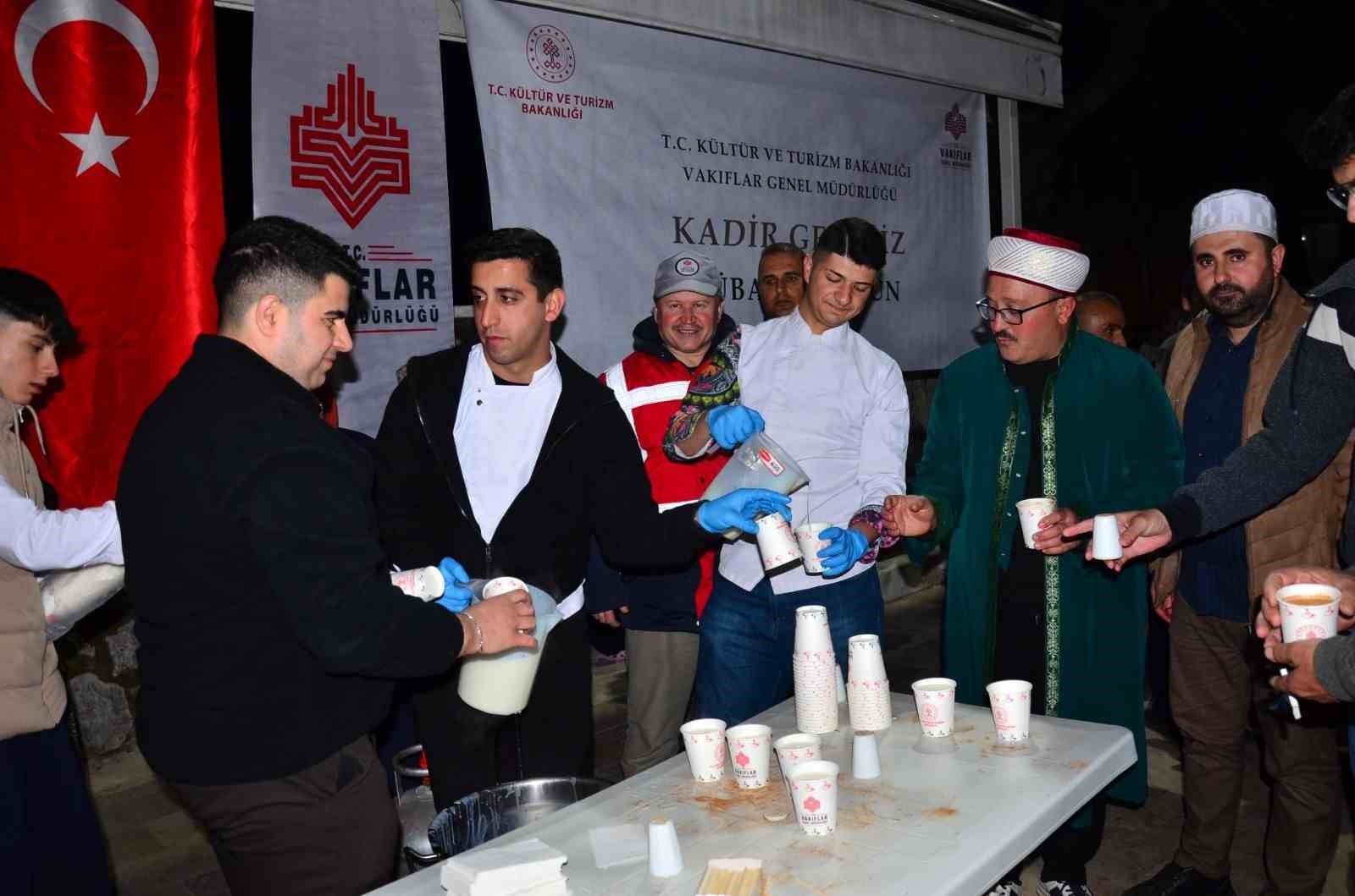 Vakfiye geleneği Ramazan boyunca yaşatıldı
