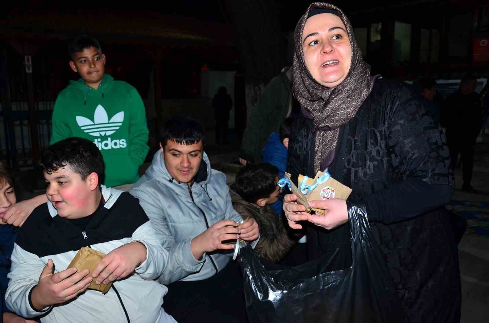 Vakfiye geleneği Ramazan boyunca yaşatıldı
