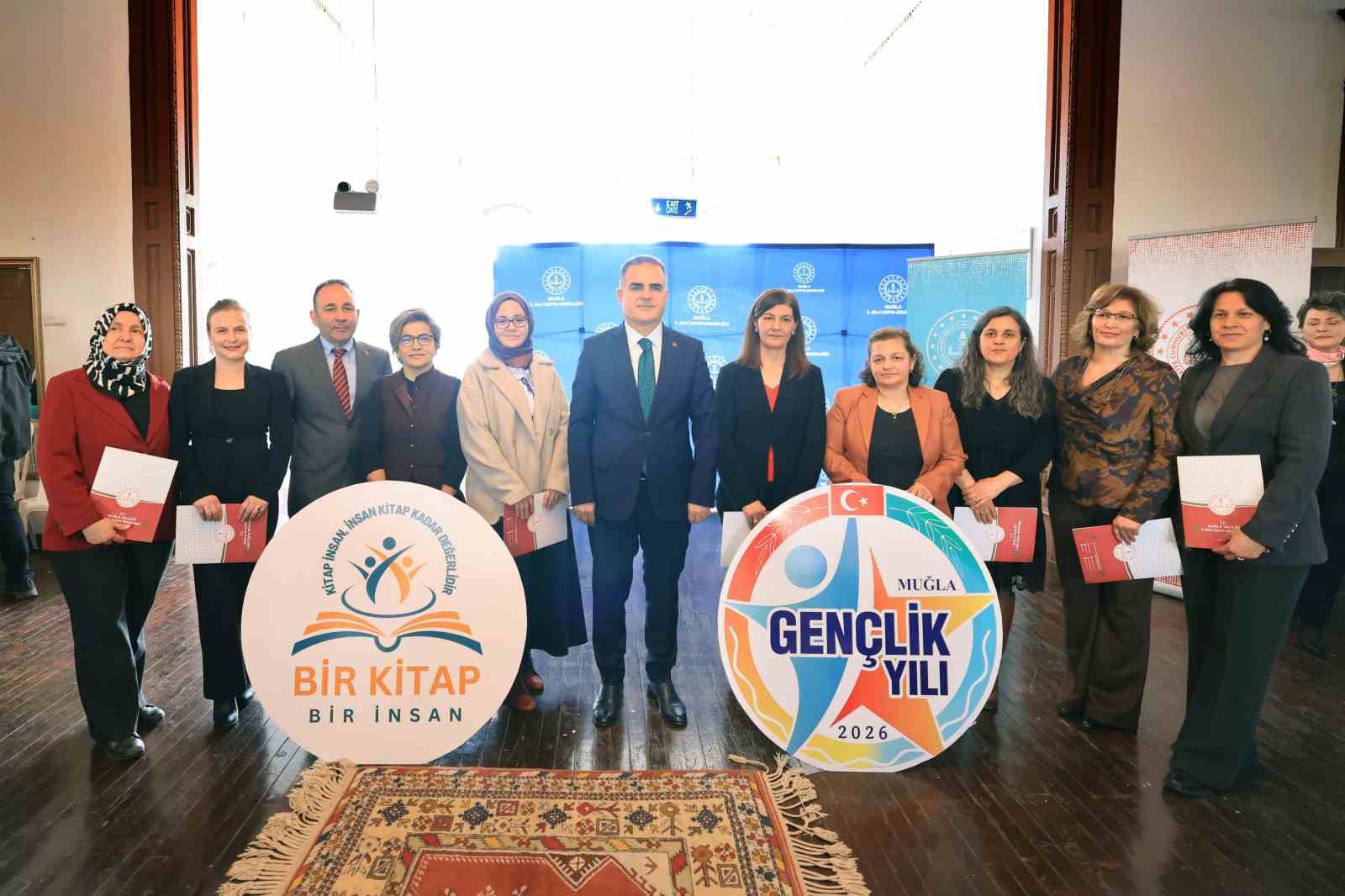 Vali Akbıyık’tan gençler ile ‘Gençlik Yılı’ buluşması
