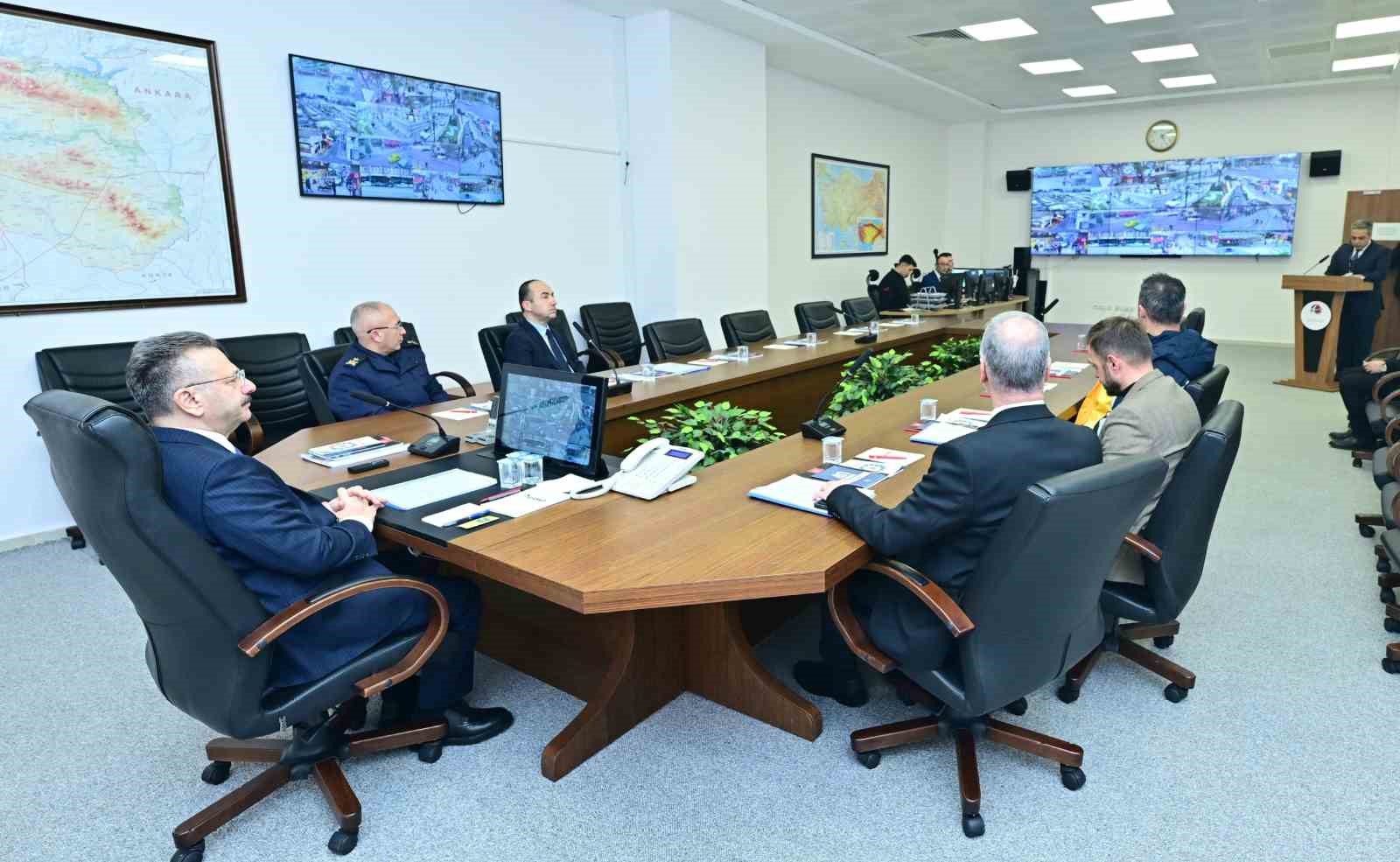 Vali Aksoy GAMER’i ziyaret etti
